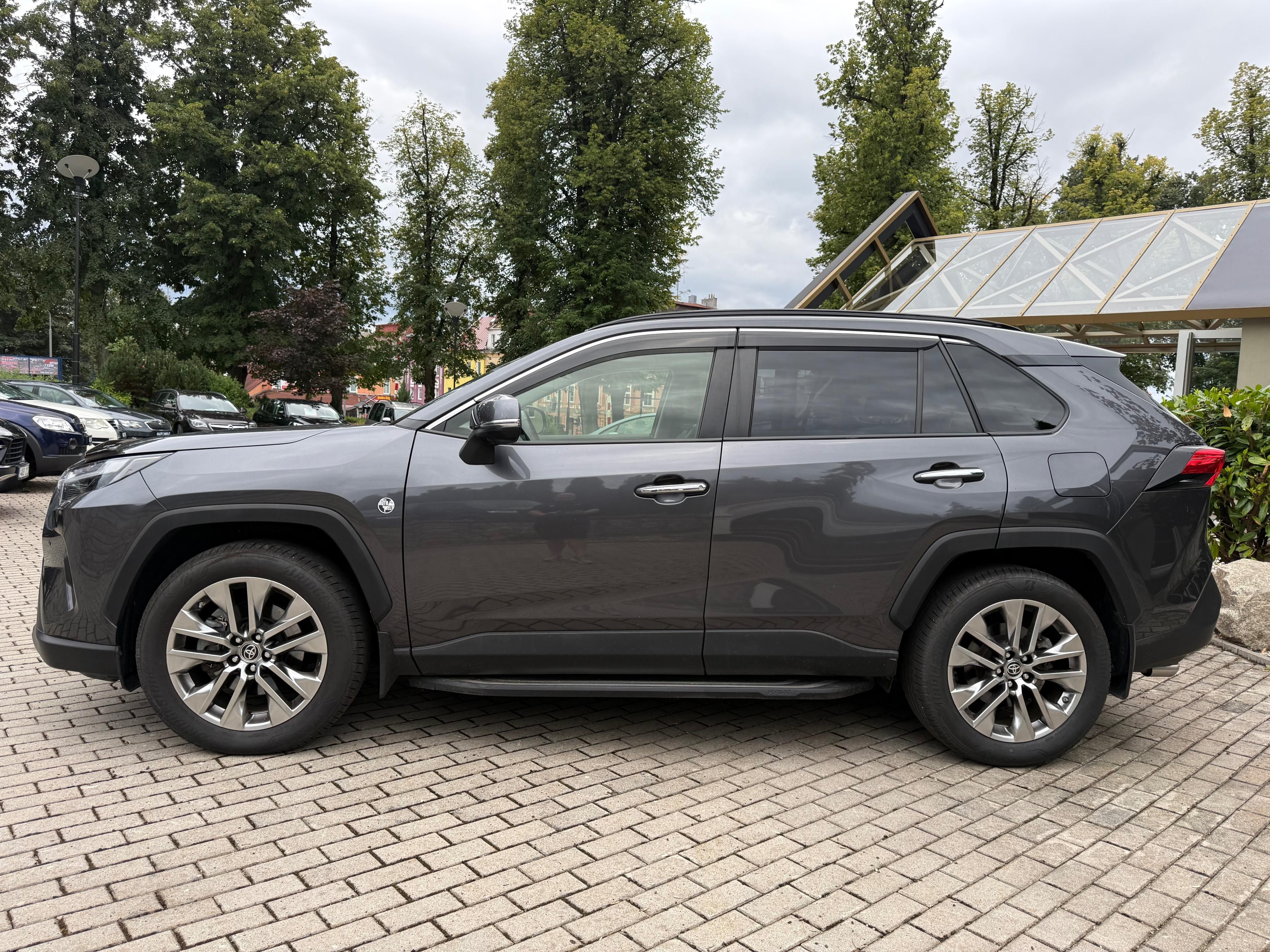 Toyota Rav4, 2.5HEV*EXECUTIVE*AWD*E-CVT*DPH - fotka 4