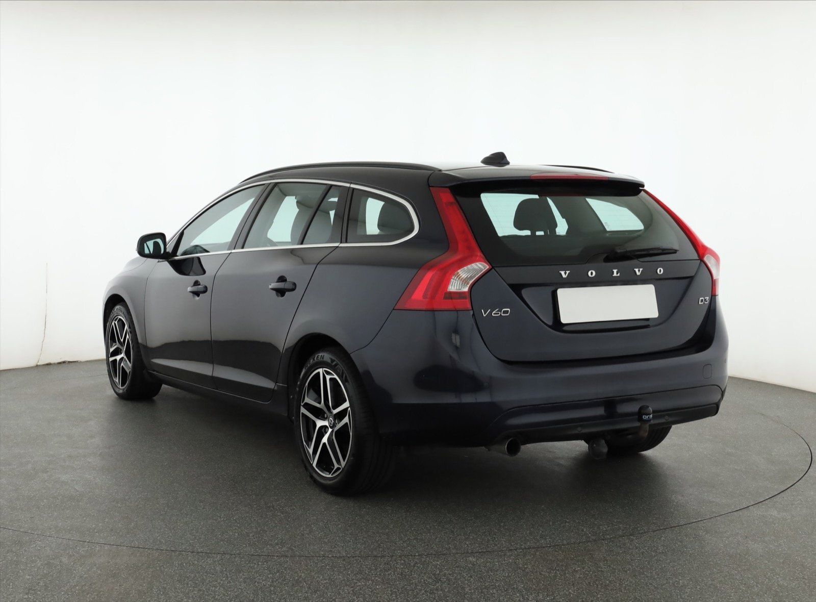 Volvo V60, D3 2.0, Navi, Kožené sedačky - fotka 4