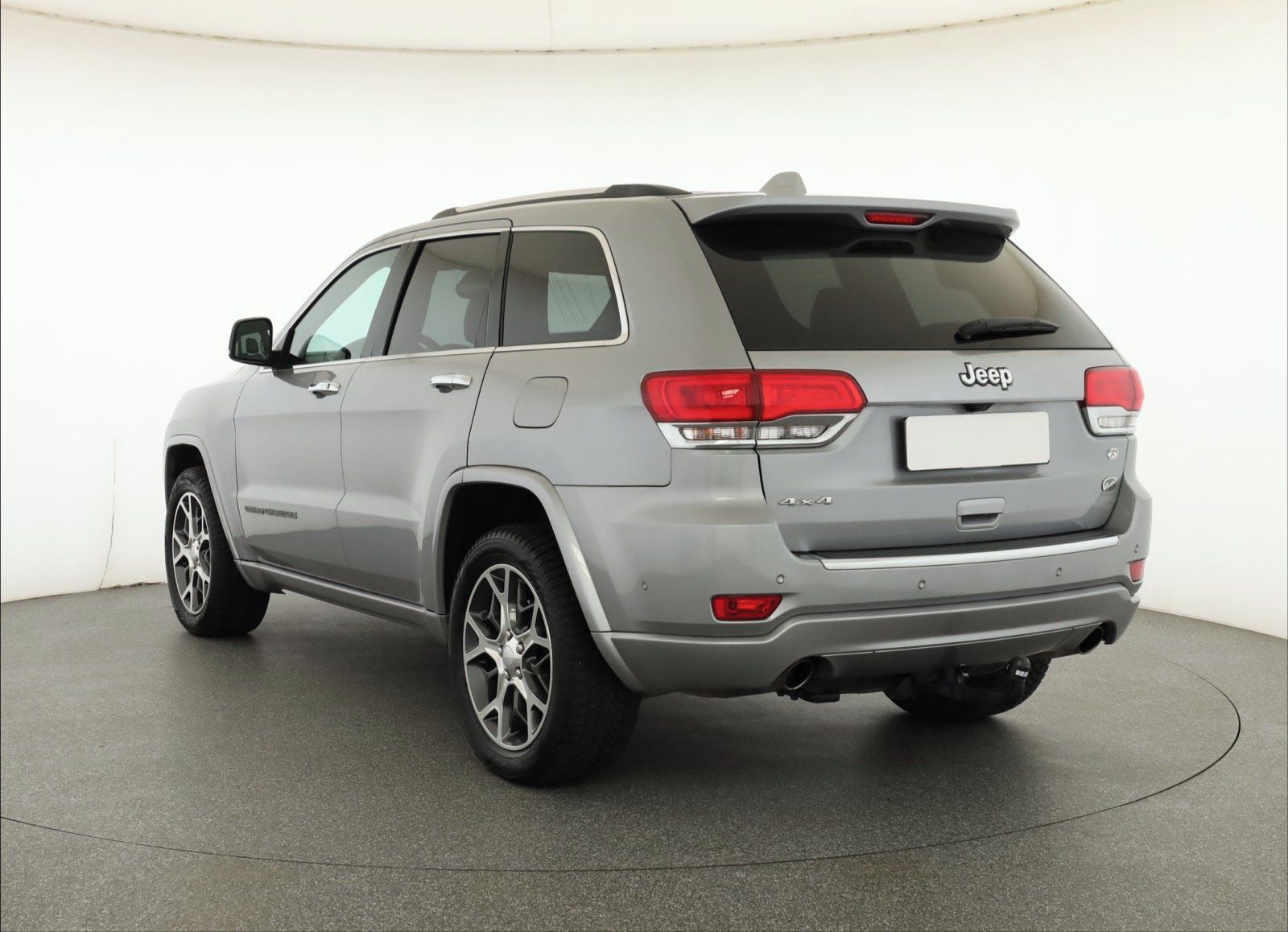 Jeep Grand Cherokee, 3.0 CRD, Overland, 4X4 - fotka 4