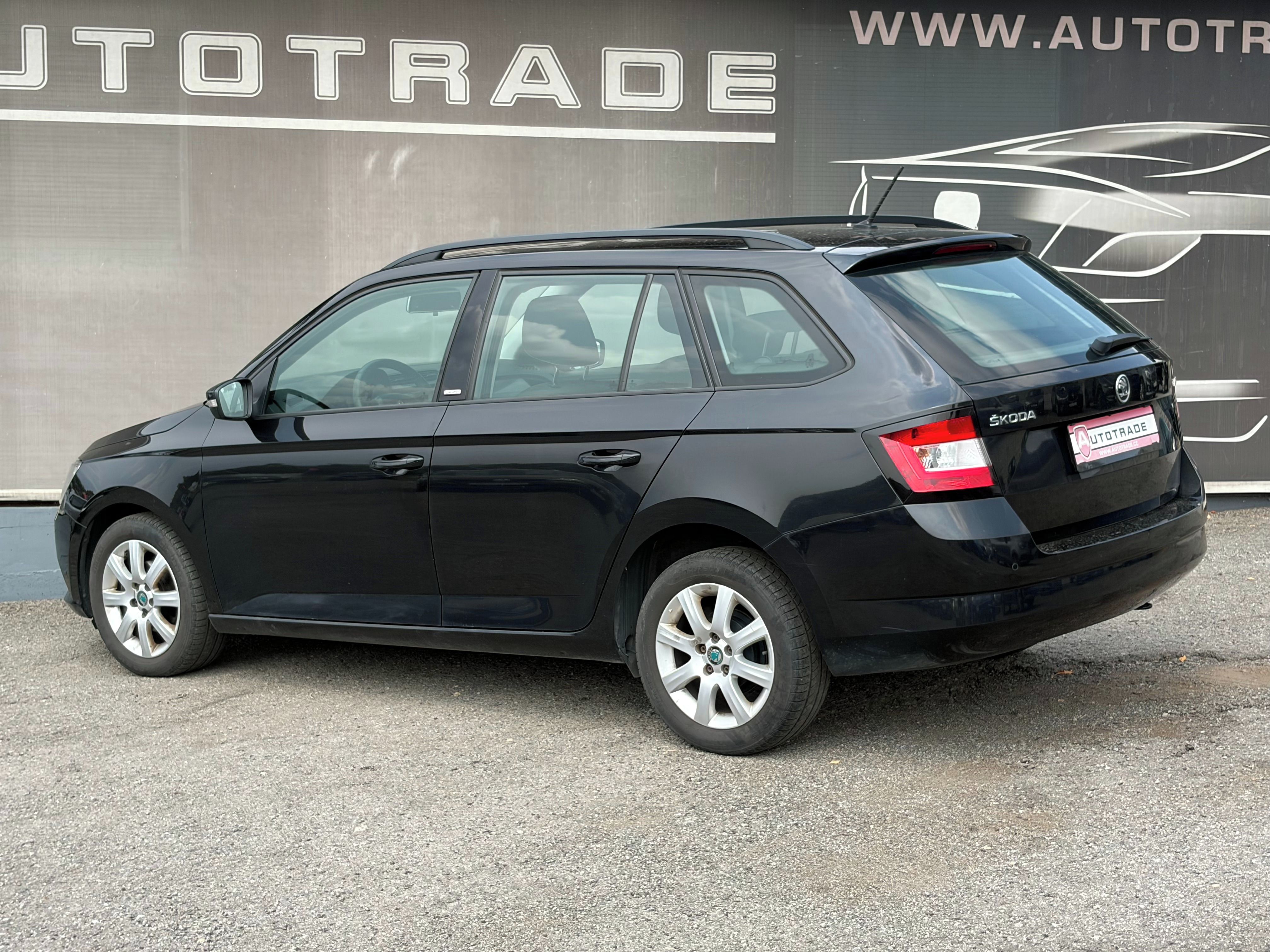 Škoda Fabia, 1.0MPi 55kW, Plný servis ŠKODA - fotka 3