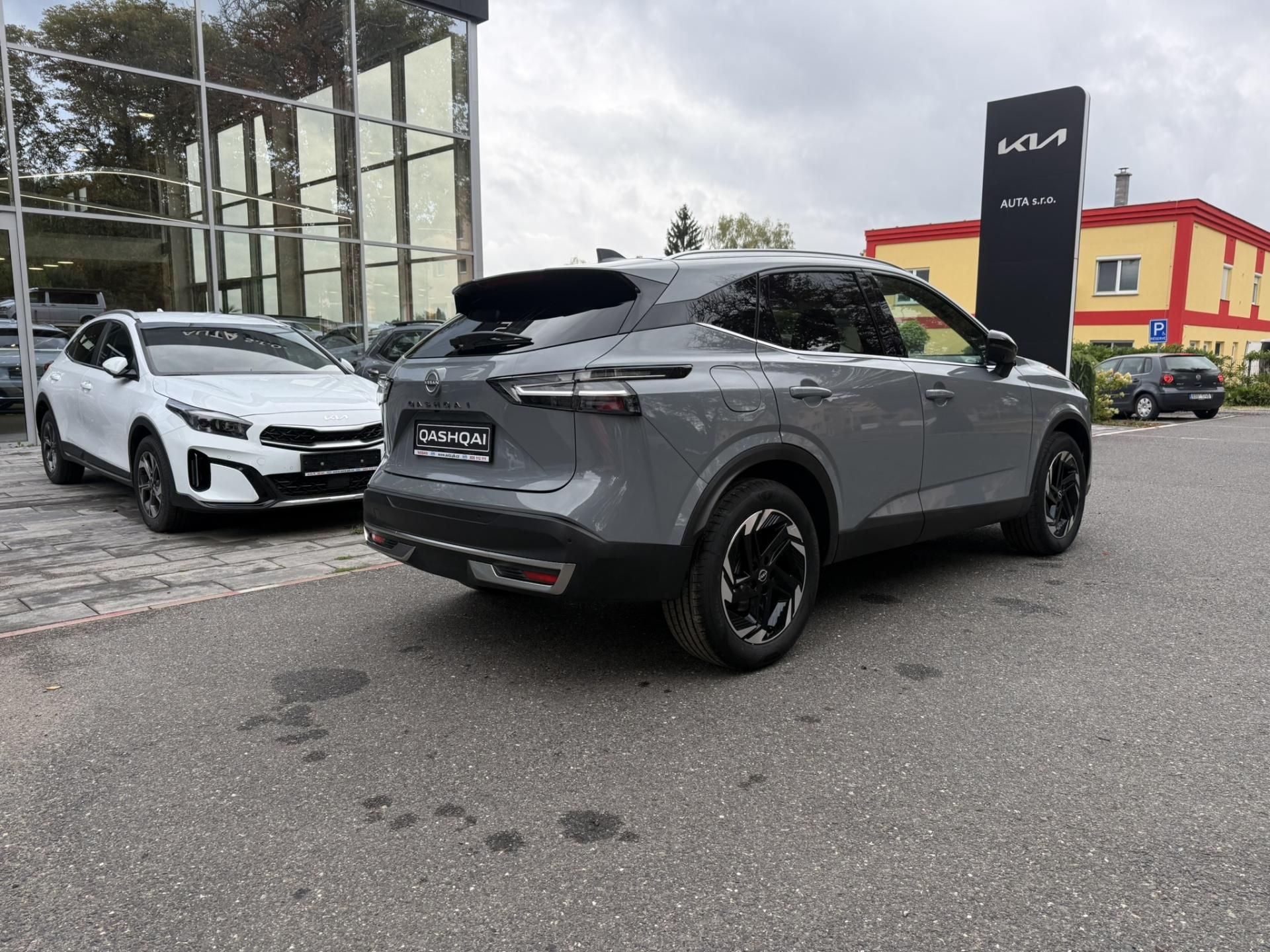 Nissan Qashqai, 4WD N-CONNECTA + COLD PACK + G - fotka 5