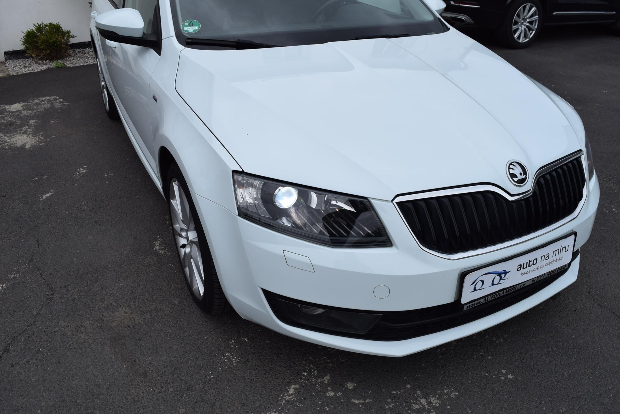 Škoda Octavia, 2.0TDI 110kw ED. JOY BIXEN TAŽ - fotka 4