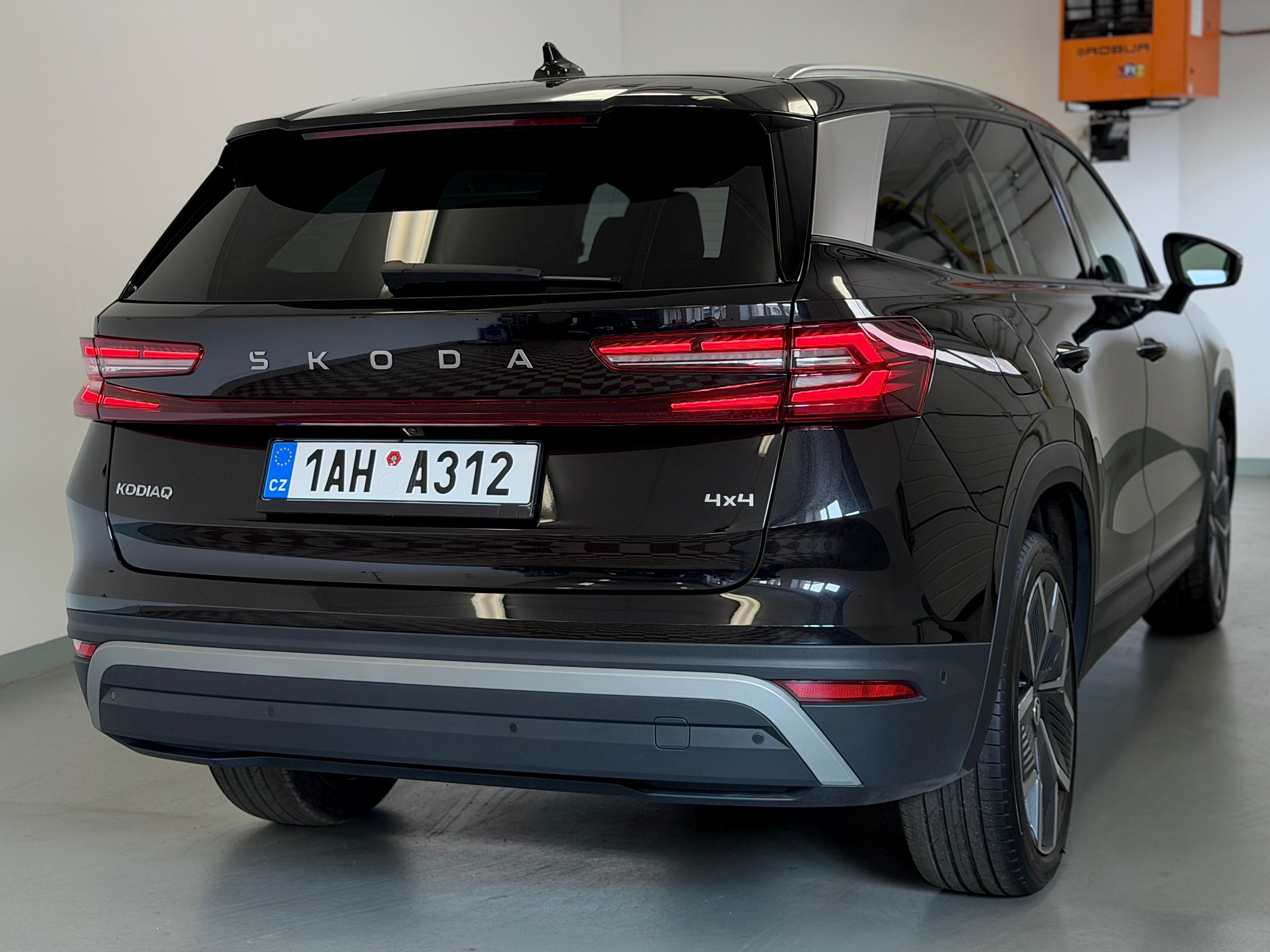 Škoda Kodiaq, 2.0 TDI  DSG 4x4 Exclusive - fotka 5