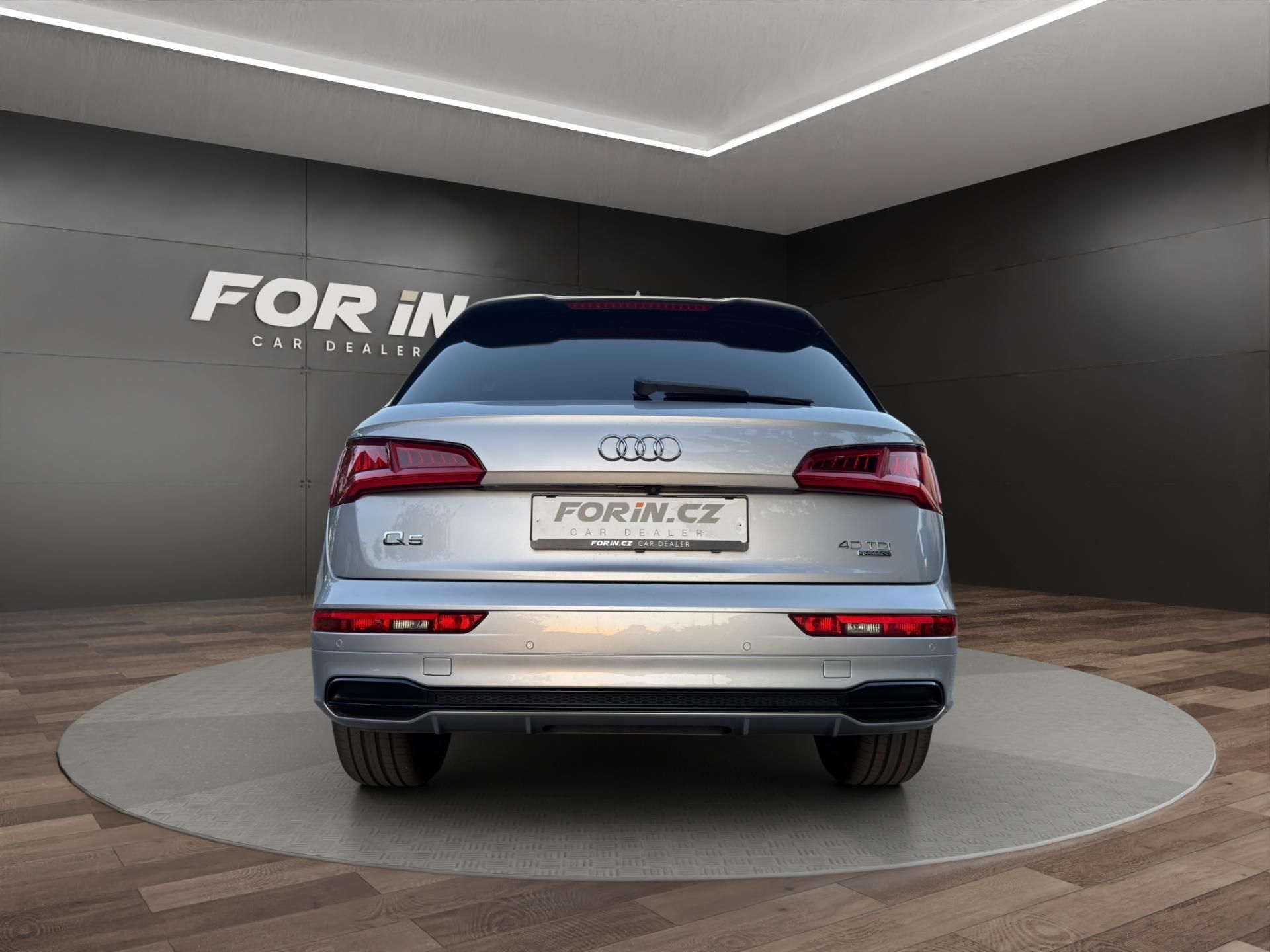 Audi Q5, S-LINE 40TDI OPTIK TAŽNÉ - fotka 5