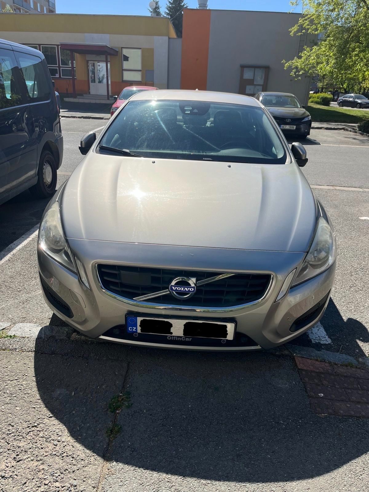Volvo S60, Volvo S60 D2,top výbava,soukro - fotka 3