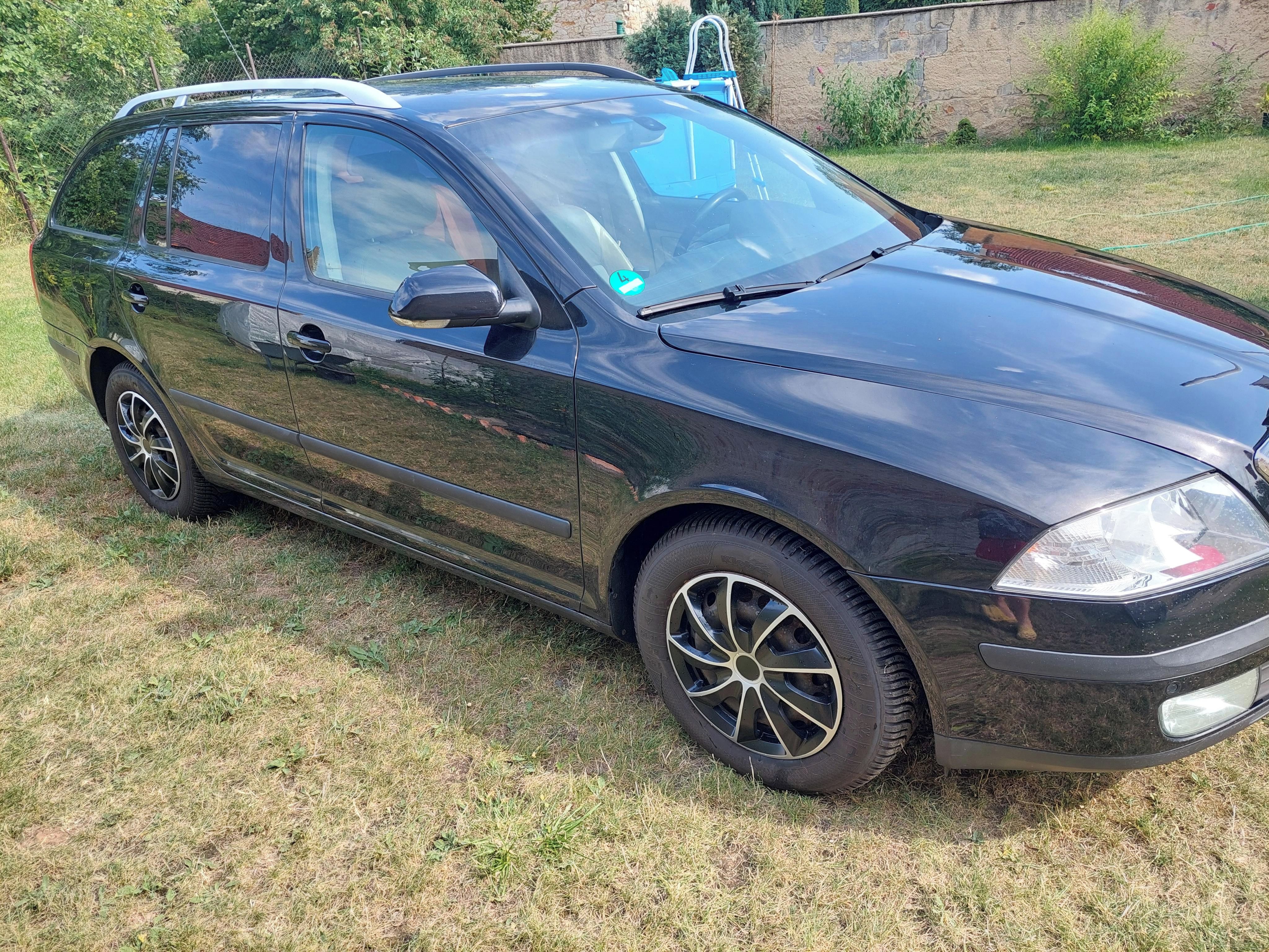 Škoda Octavia, 2.0 TDI v dobrém stavu - fotka 2