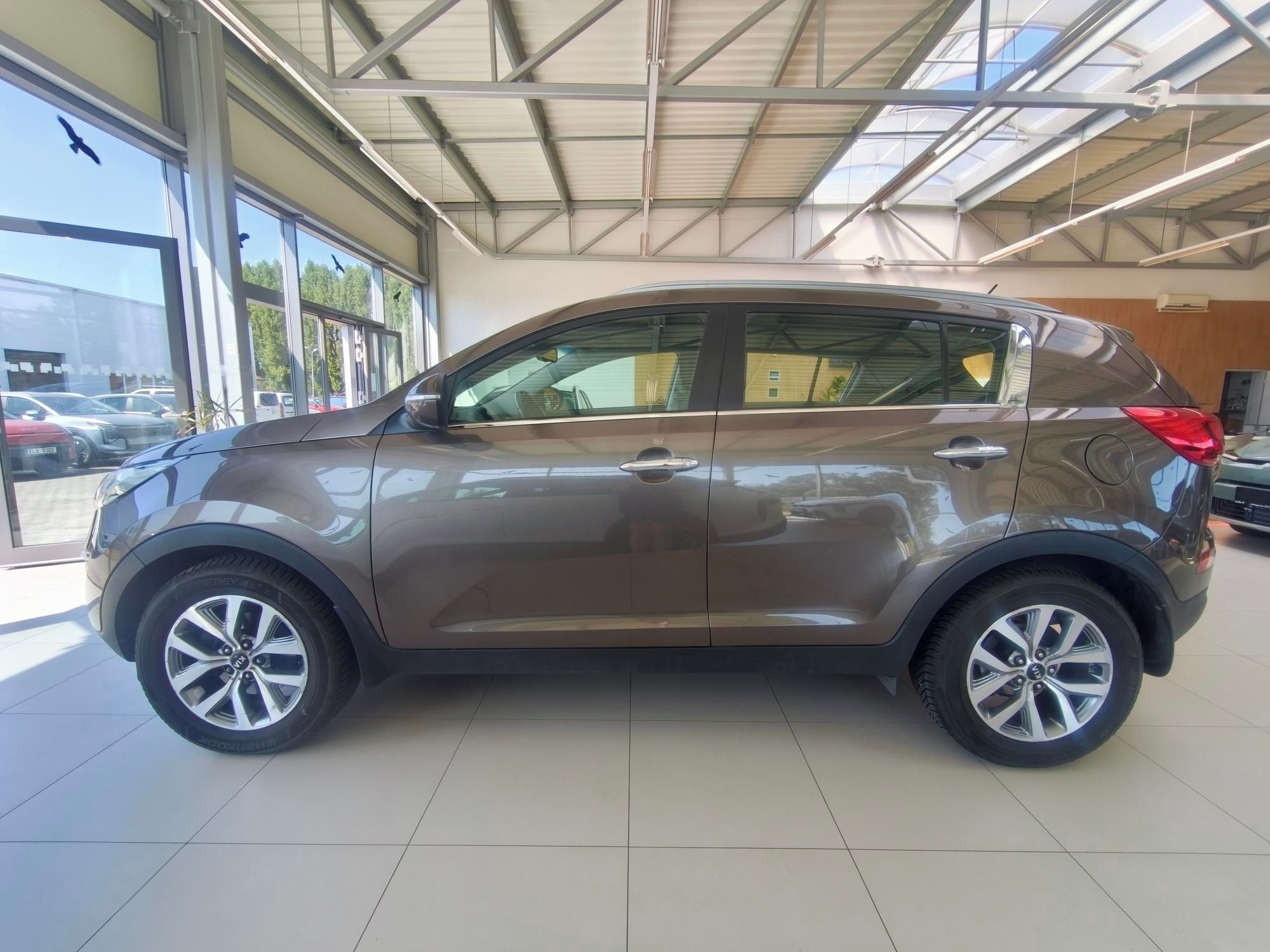 Kia Sportage, SL 1,6 GDi Exclusive 99kW - fotka 5