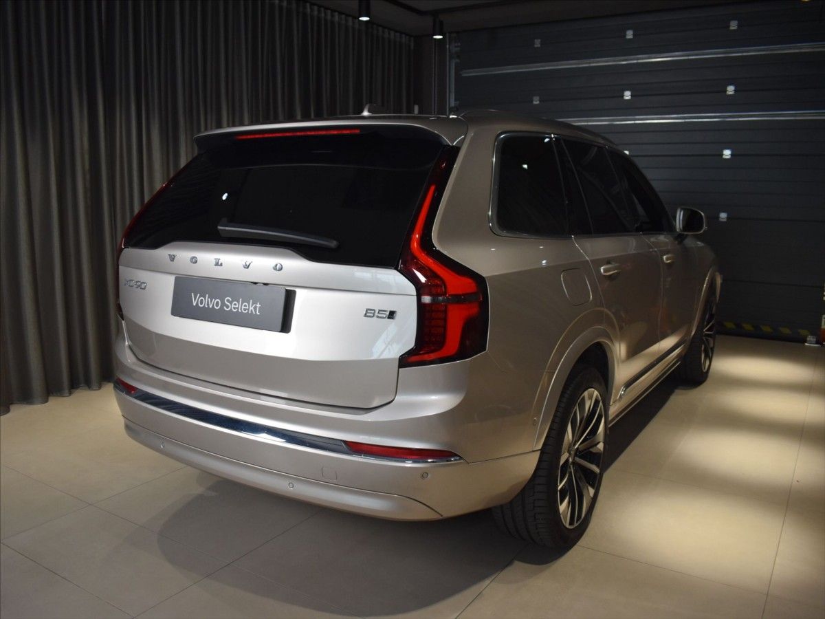 Volvo XC90, 2,0 B5 AWD ULTRA Vzduch,Tažné - fotka 4