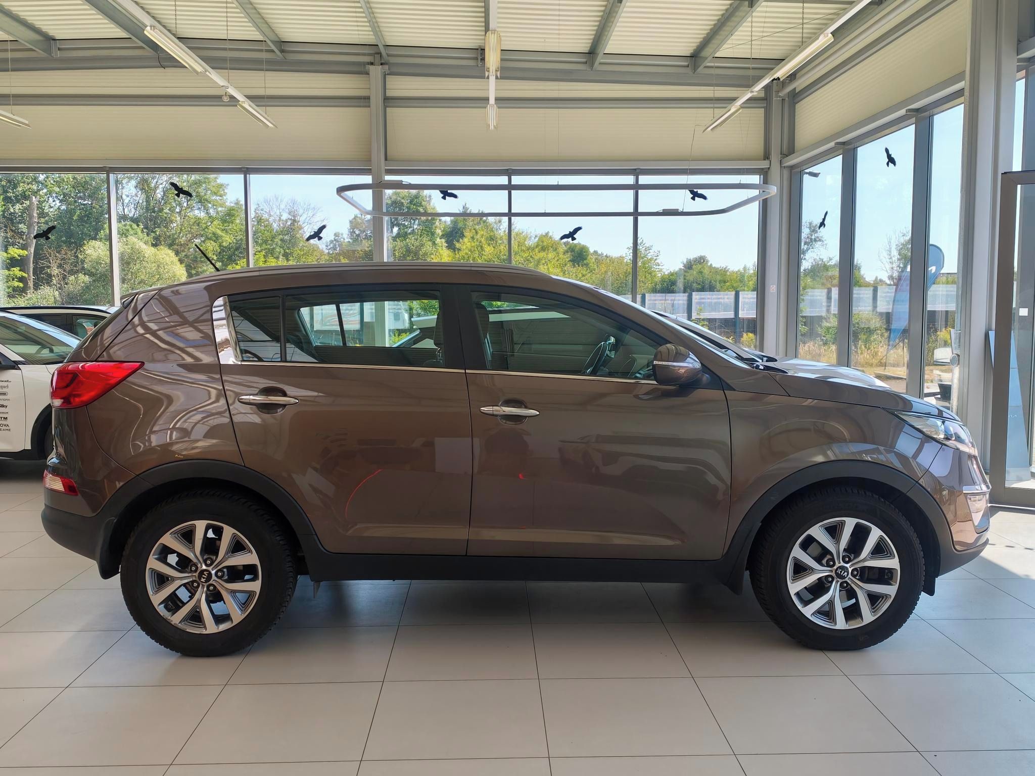 Kia Sportage, SL 1,6 GDi Exclusive 99kW - fotka 4