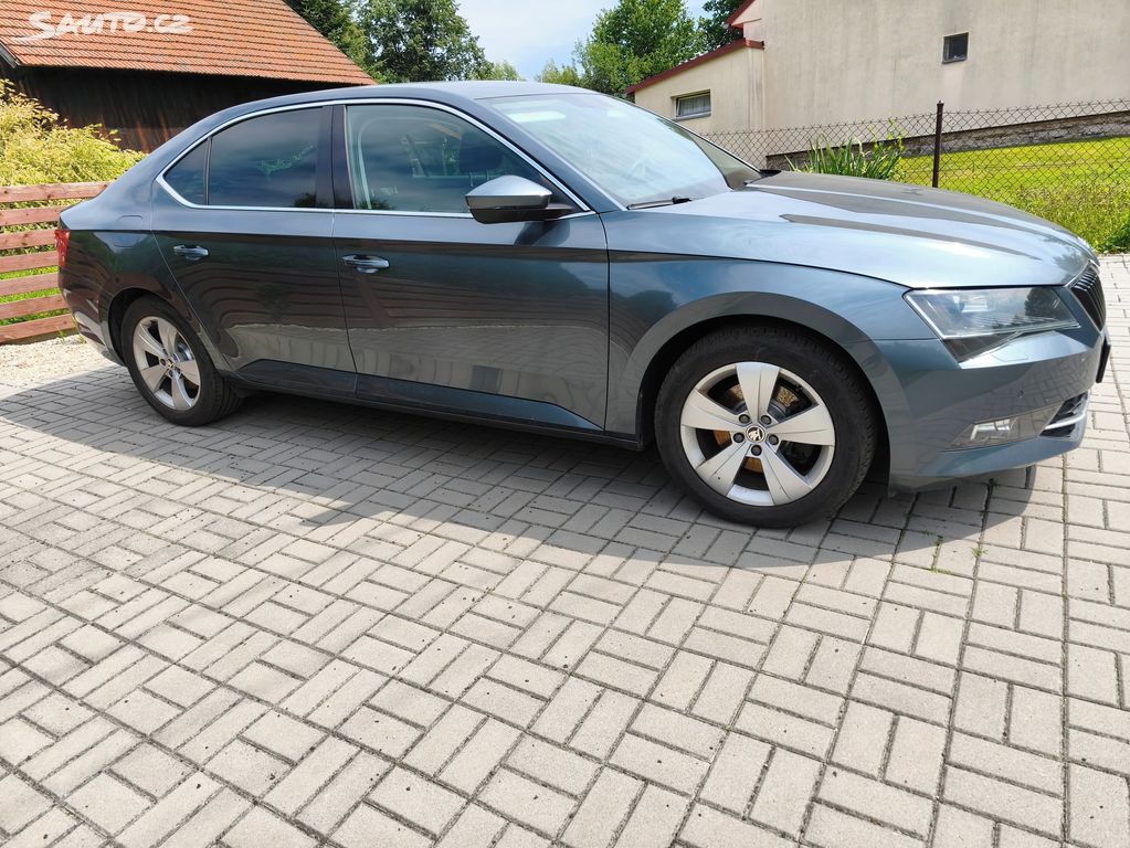 Skoda Superb 2016 من جمهورية التشيك