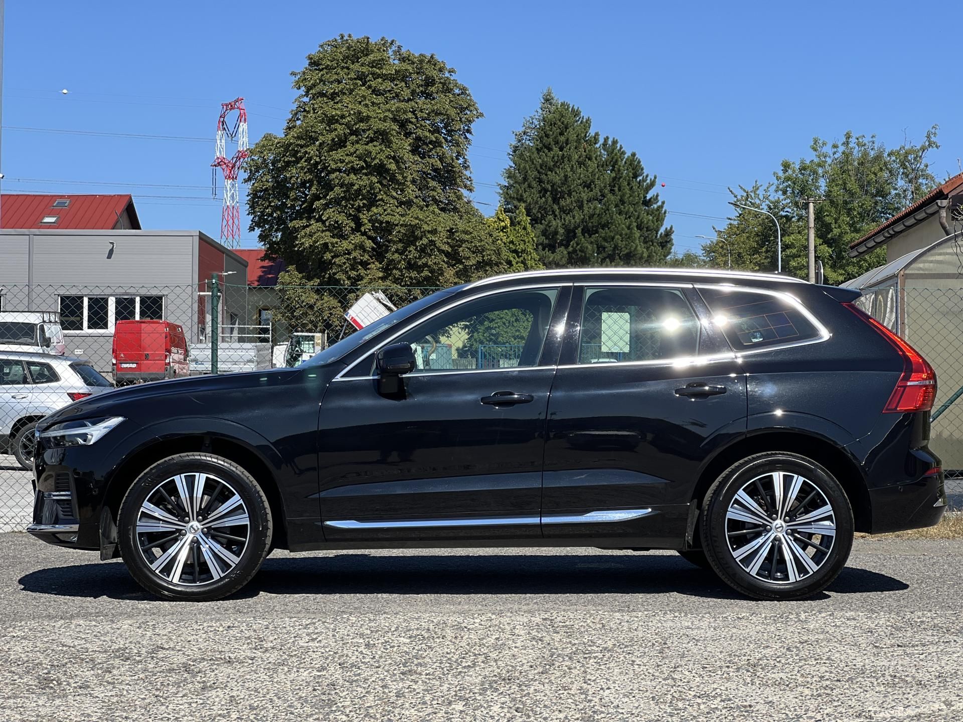 Volvo XC60, INSCRIPTION 2.0 B4 AWD ČR DPH - fotka 4