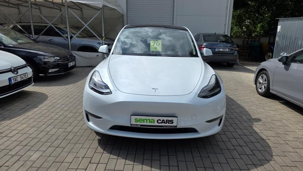 Tesla Model Y, Long Range AWD SoH 93,3% - fotka 3