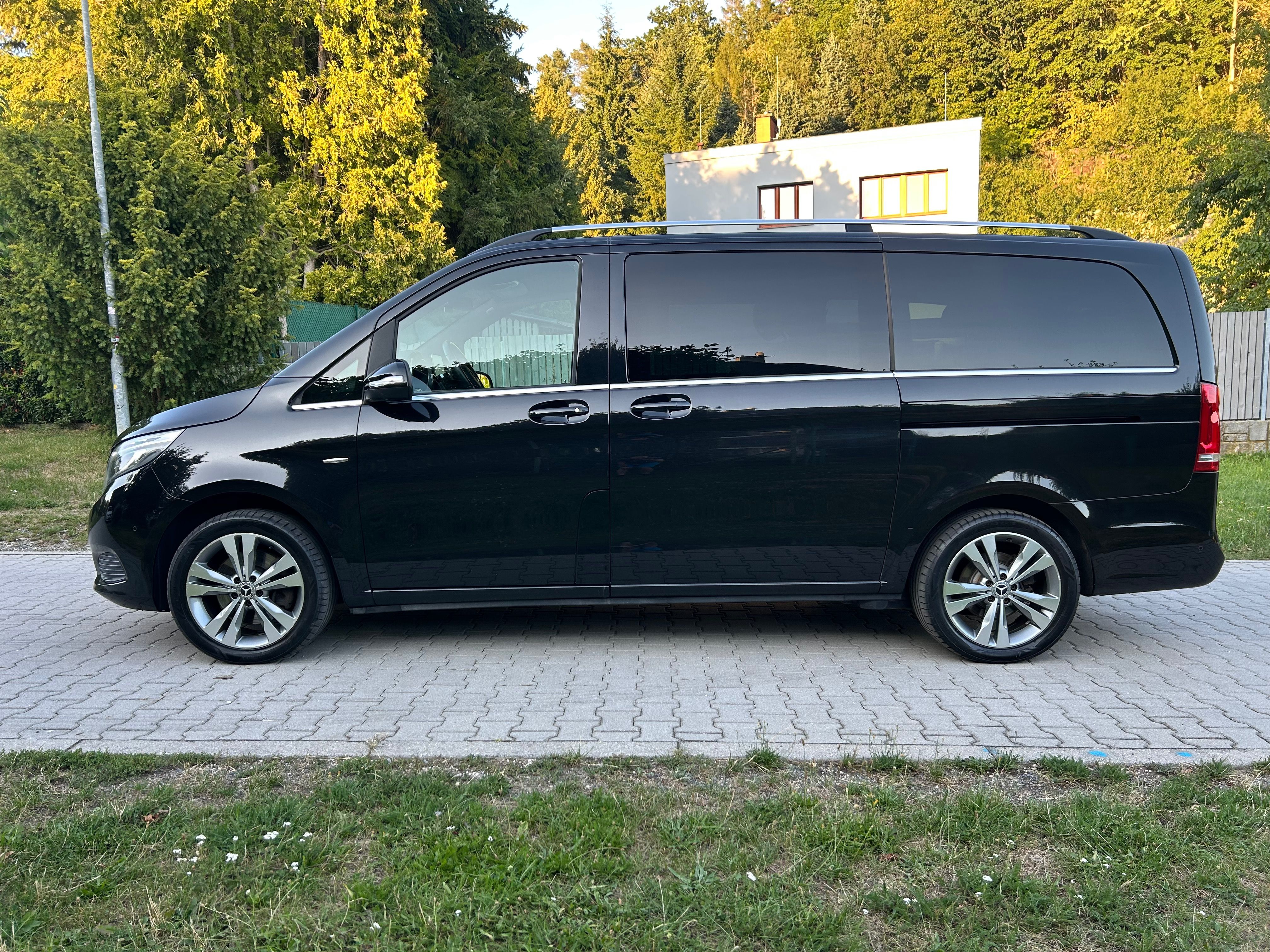 Mercedes-Benz Třídy V, 250 d 4MATIC Avantgarde 7 míst - fotka 3
