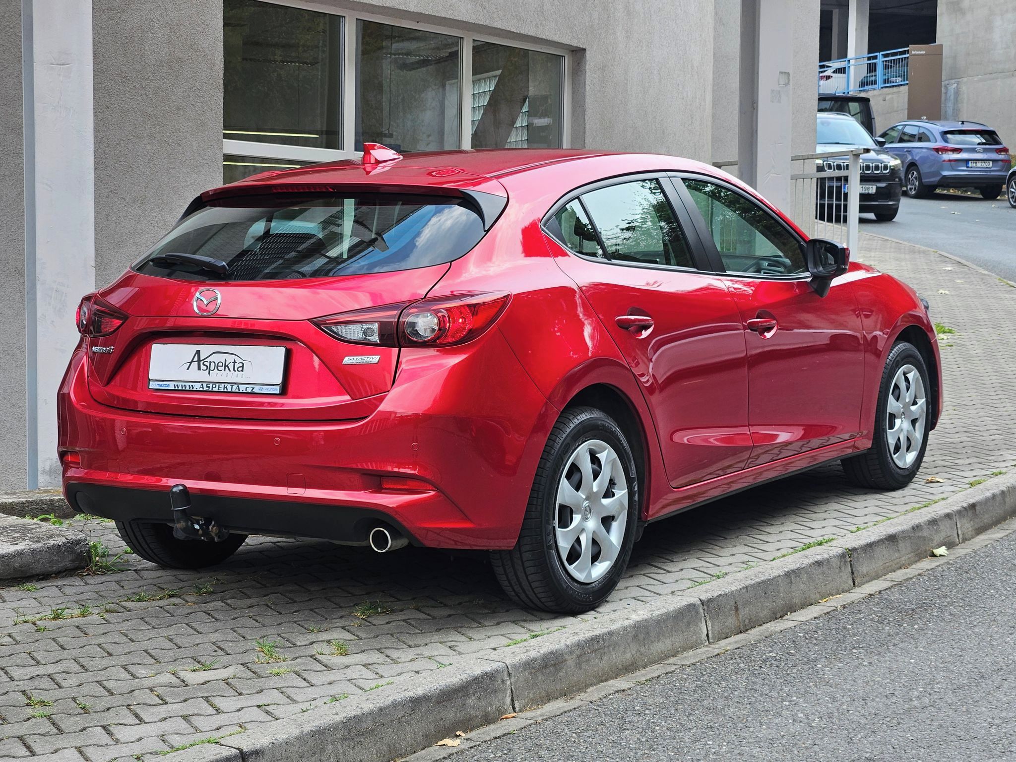 Mazda 3, 1.5i SKYACTIV-G 74kW, ČR,1.maj - fotka 5