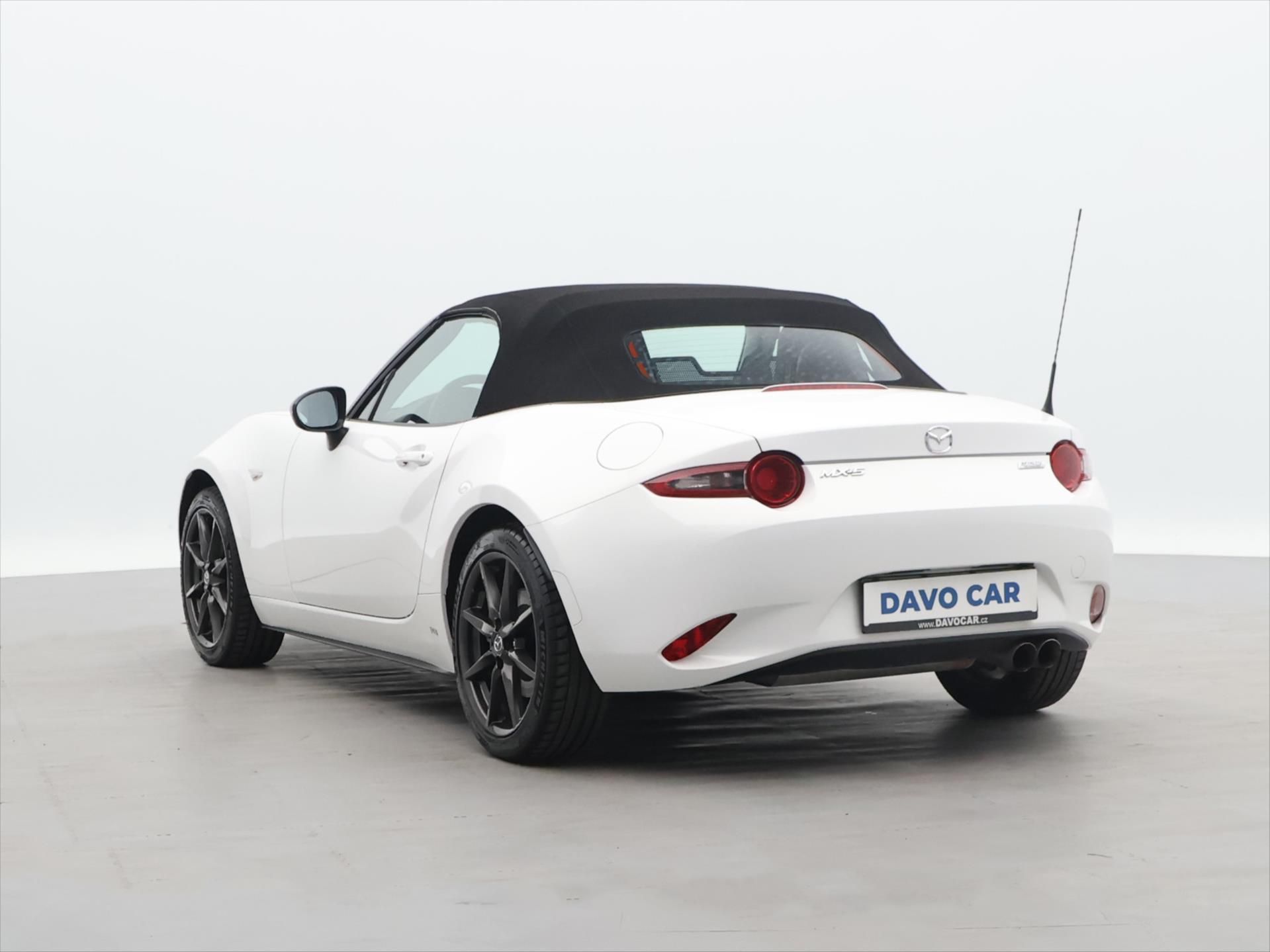 Mazda MX-5, 2,0 Skyactiv-G160 118kW Revolu - fotka 5