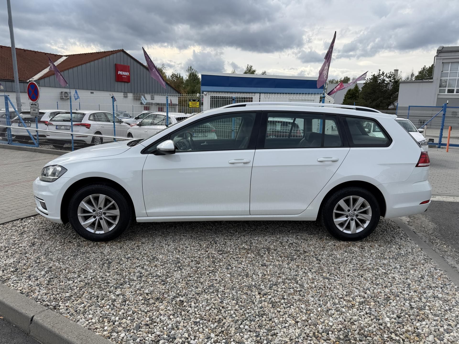 Volkswagen Golf, Combi VII 1,6 TDi/85kW - fotka 4