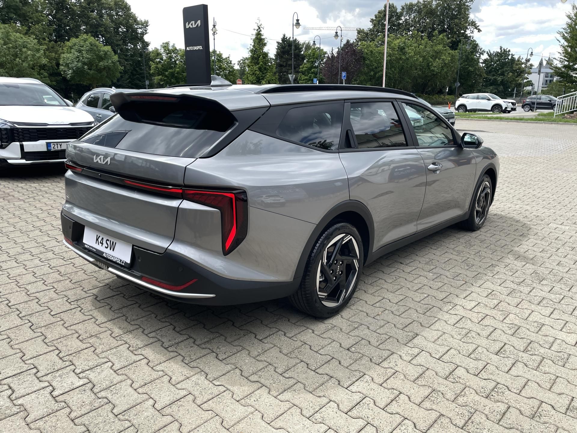 Kia K4, 1.6  7DCT EXCLUSIVE "LÉTO26" - fotka 3