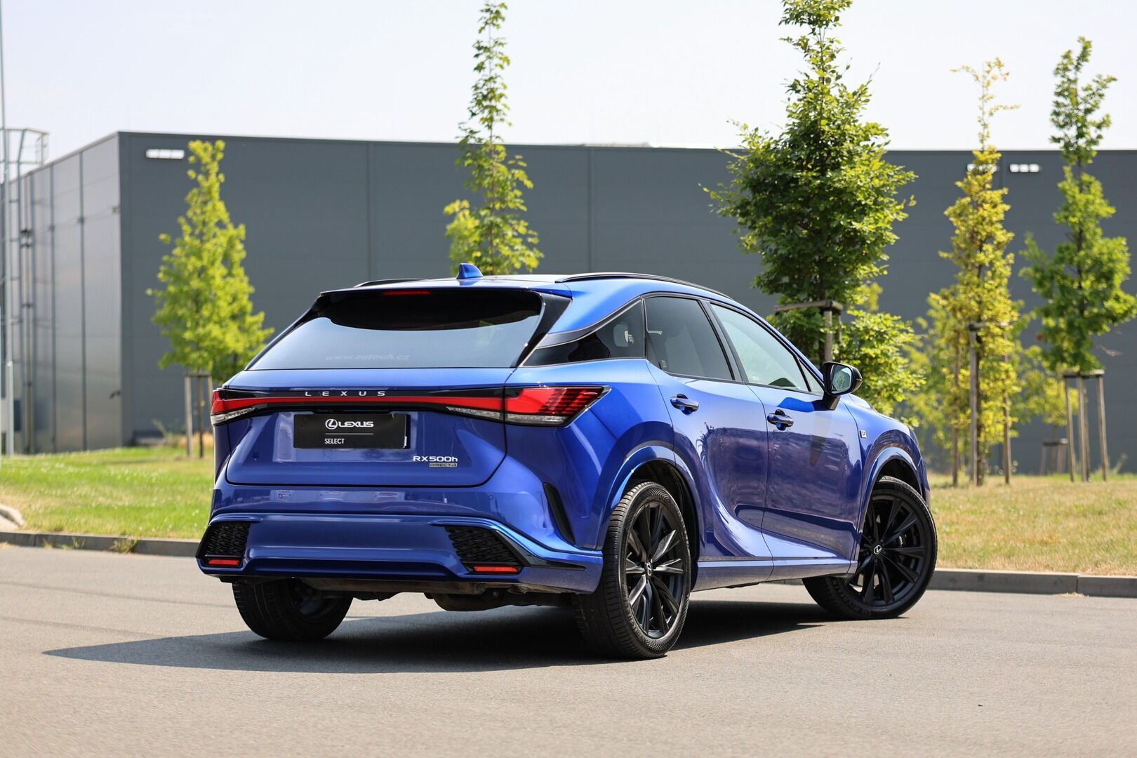 Lexus RX 500h, 500H 2,4 HEV F SPORT - fotka 4