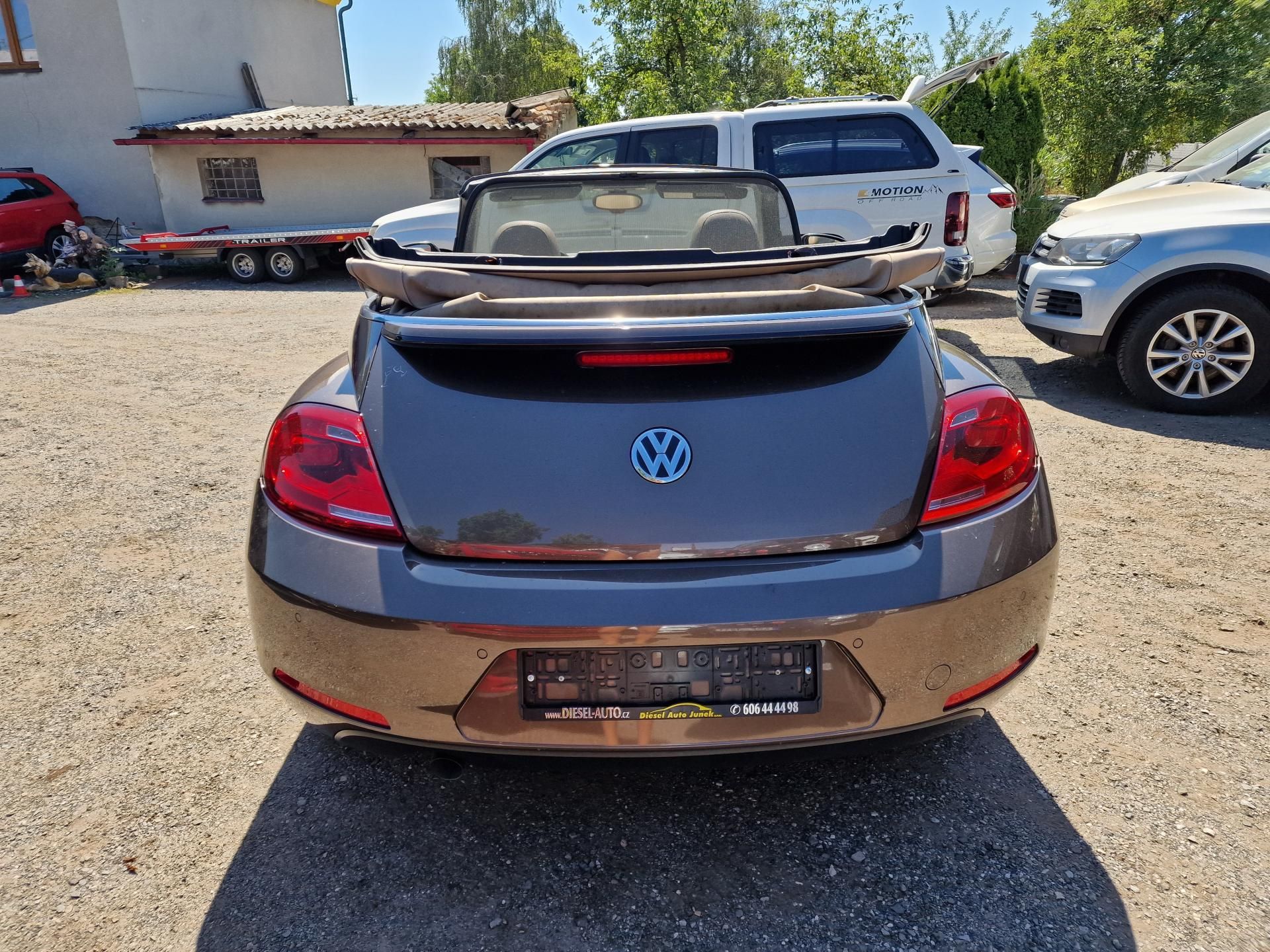 Volkswagen Beetle, CABRIO 2,0TDI DESIGN - fotka 6