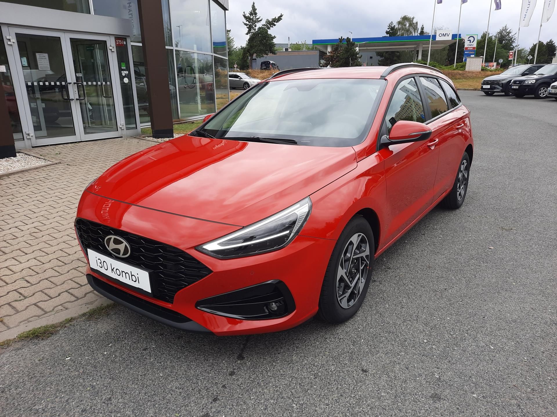 Hyundai i30, 1.6 T-GDi 150k DCT GO Czech! - fotka 3