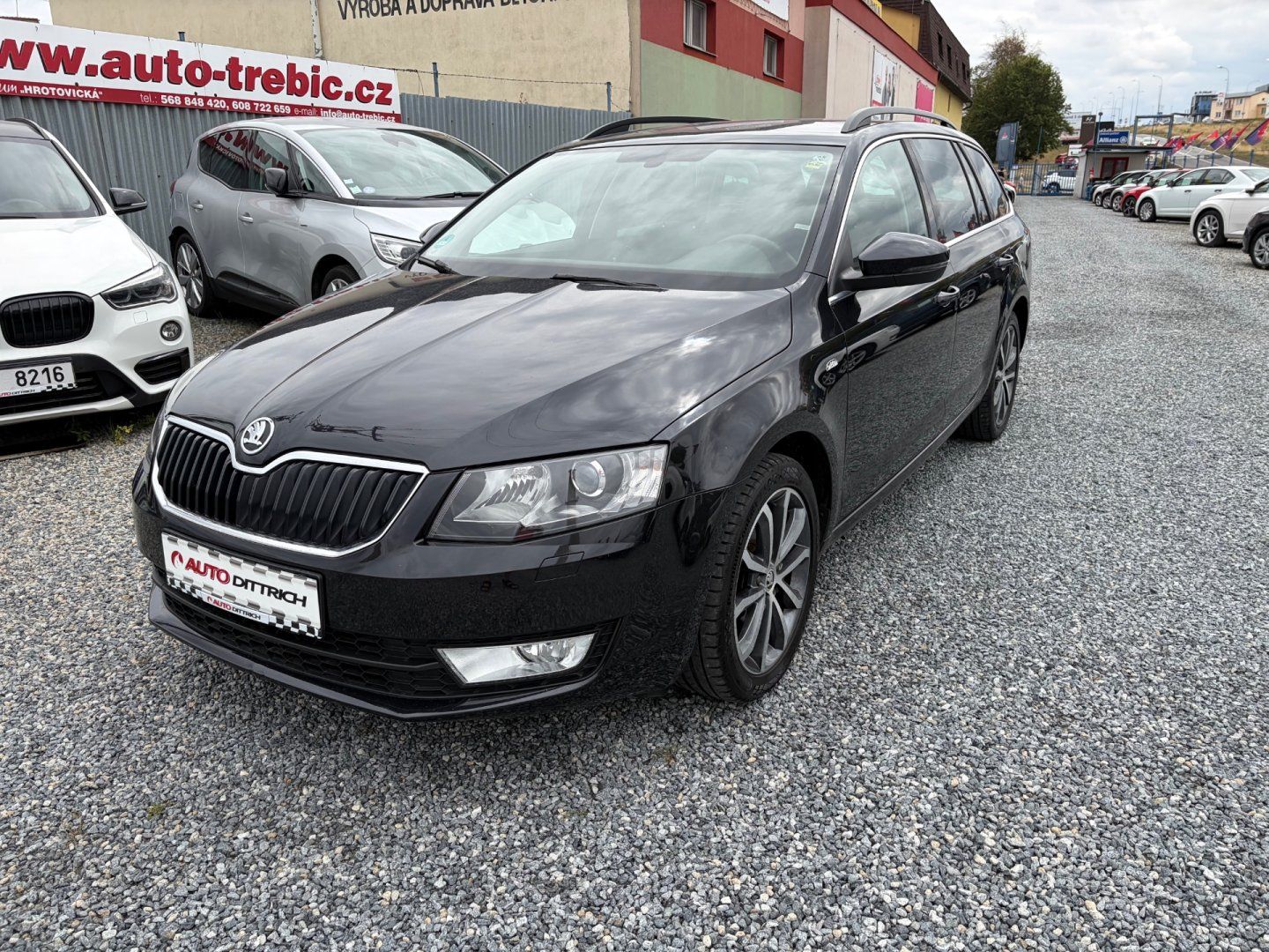 Škoda Octavia, 1.4 TSi EDITION - fotka 2