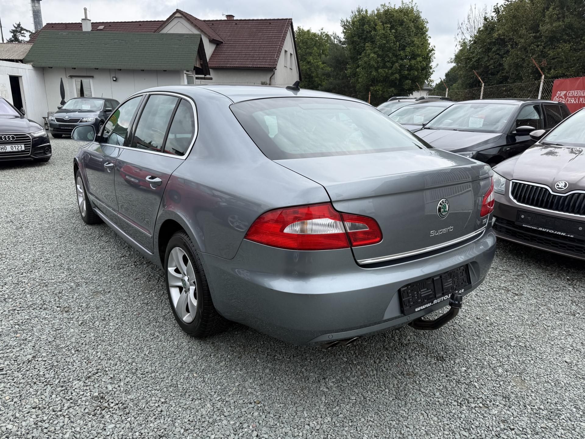 Škoda Superb, 1.4 TSI AMBITION - fotka 4