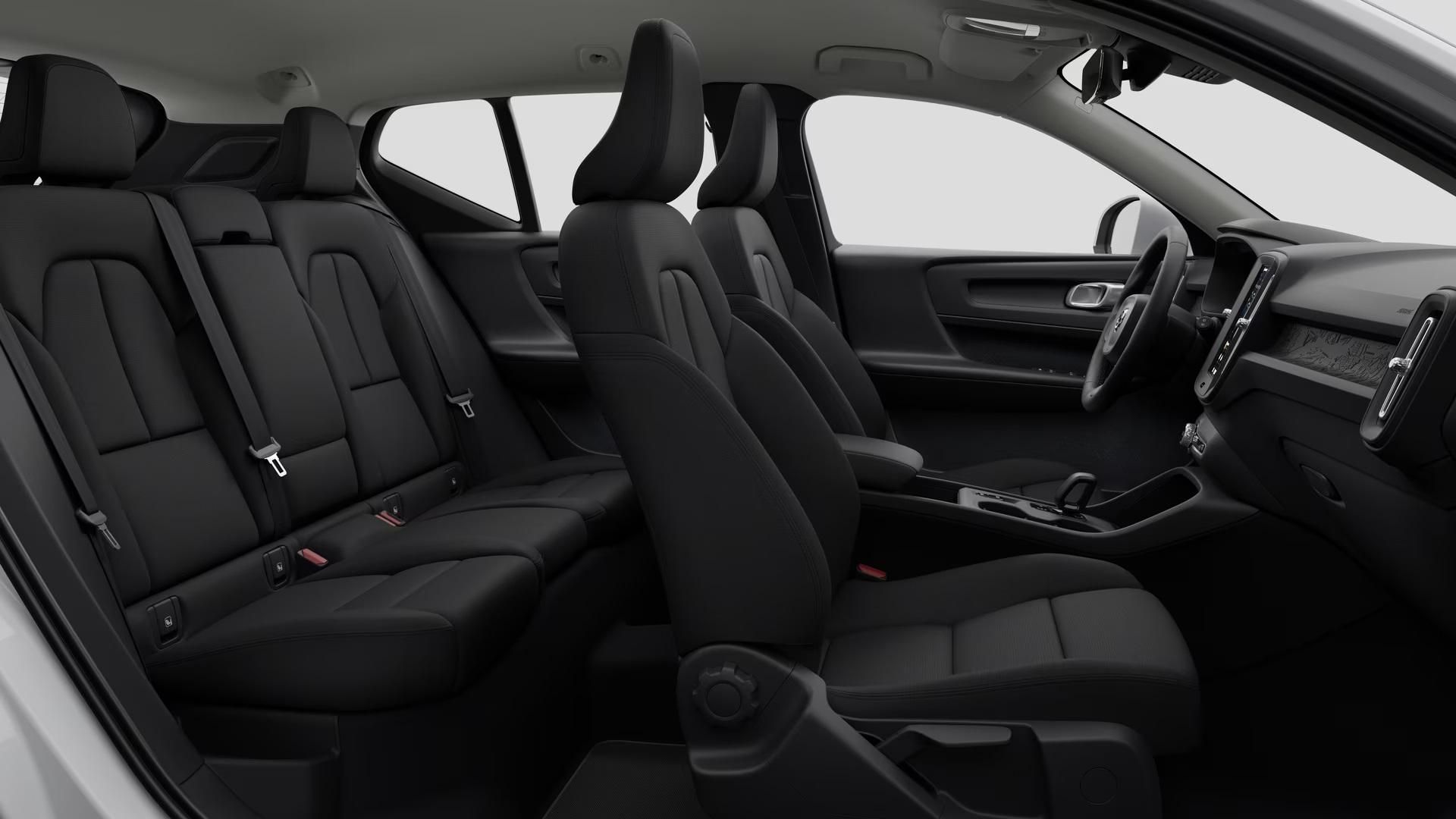Volvo XC40, B3 AUT ESSENTIAL - fotka 4