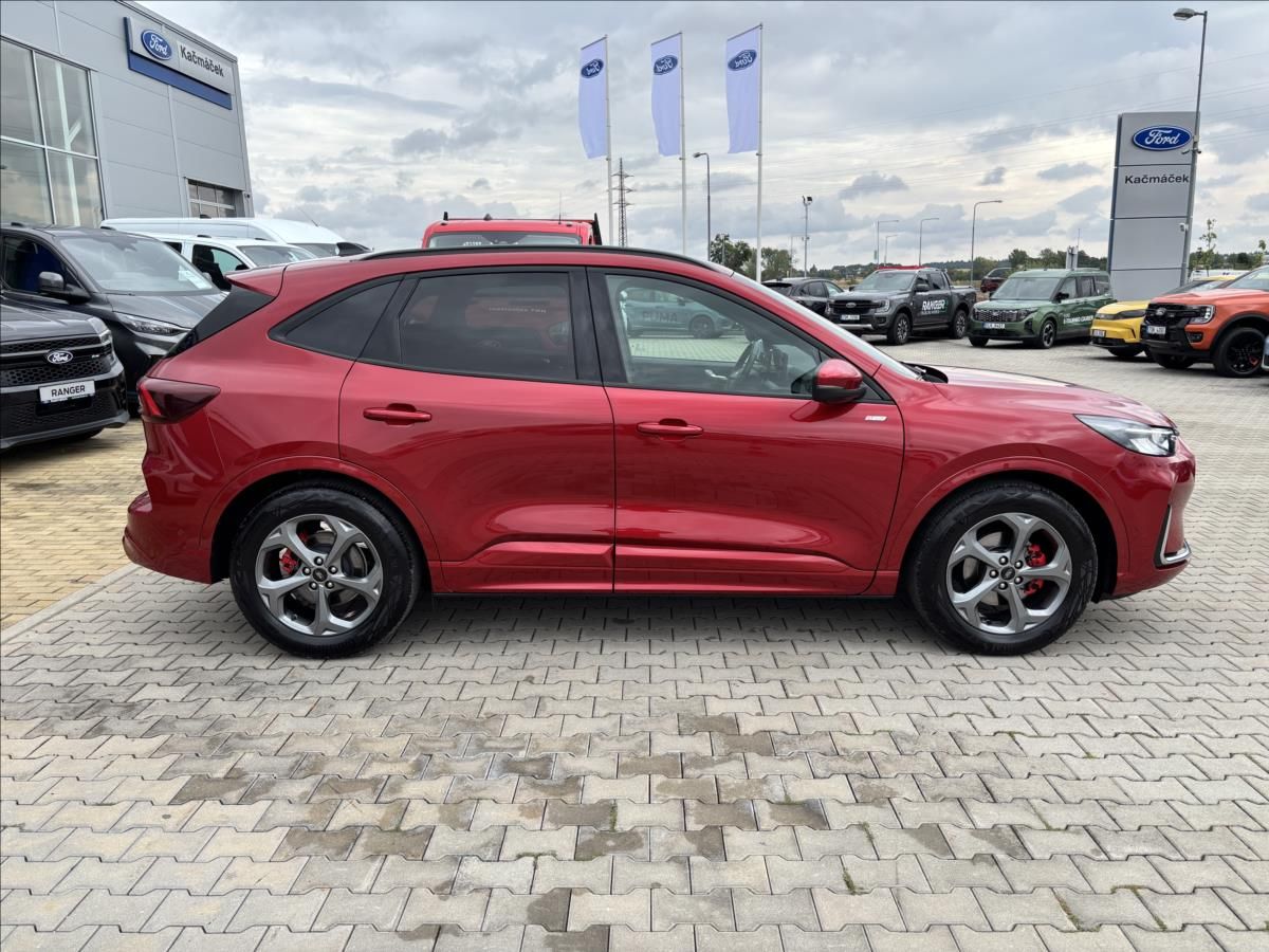 Ford Kuga, 1,5 EcoBoost 111kW ST-Line X - fotka 6