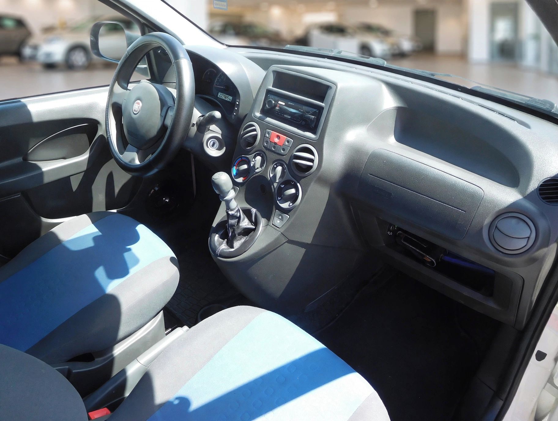 Fiat Panda, 1.2i 51 kW, City, Klima - fotka 5