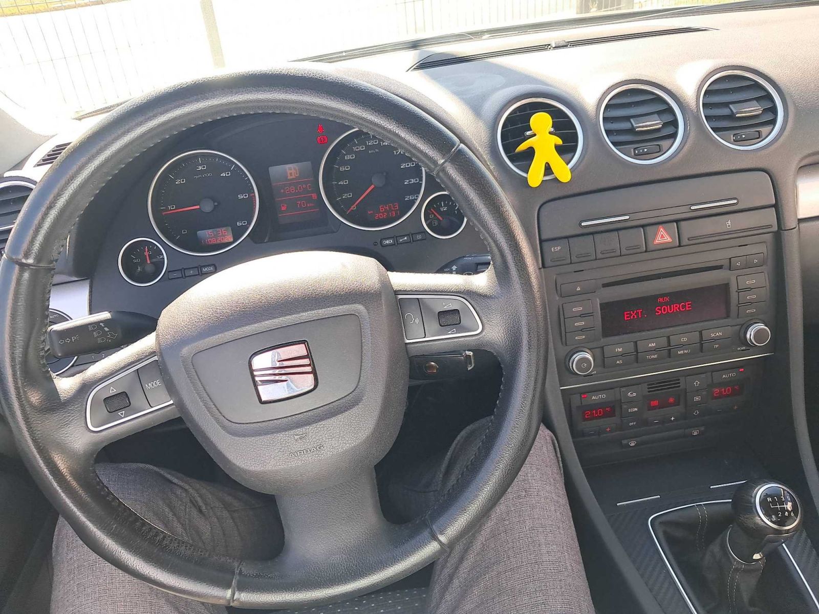 Seat Exeo, 2.0 TDI, Automatická klima - fotka 3