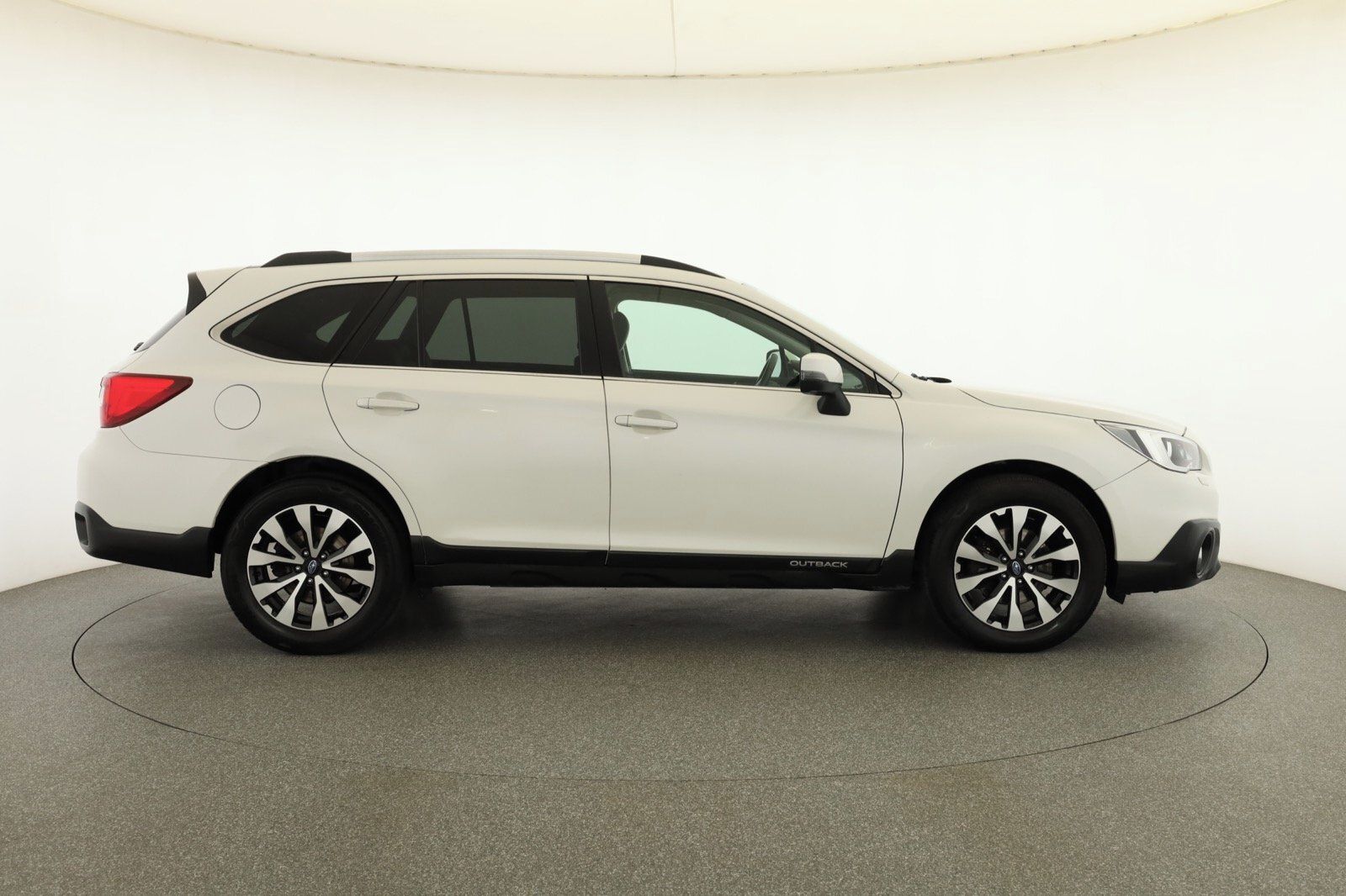 Subaru Outback, 2.0 D, 4X4, Automat, Navi - fotka 6
