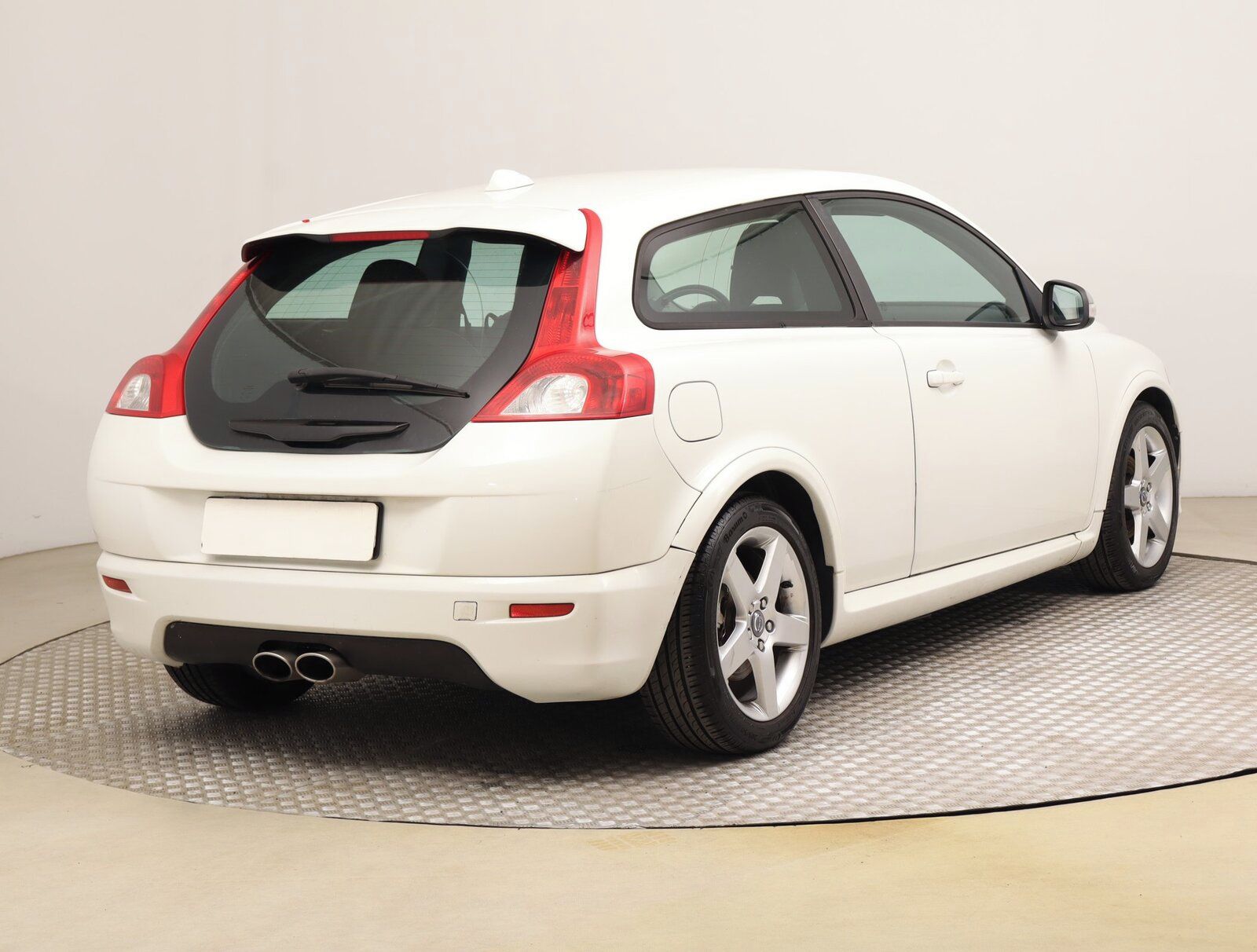 Volvo C30, 1.6 D, po STK - fotka 5