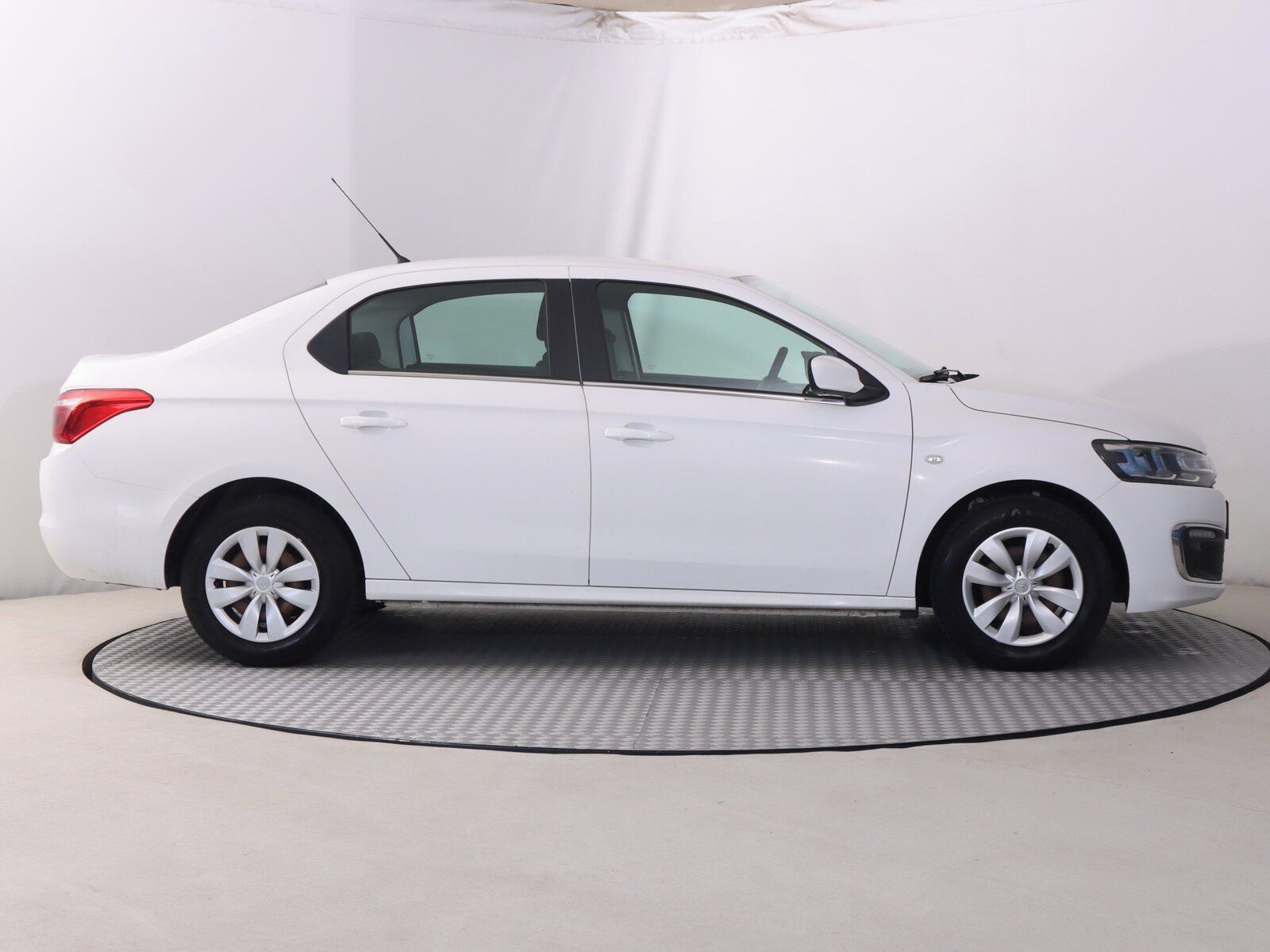 Citroën C-Elysée, 1.2 PureTech, Serv.kniha - fotka 6