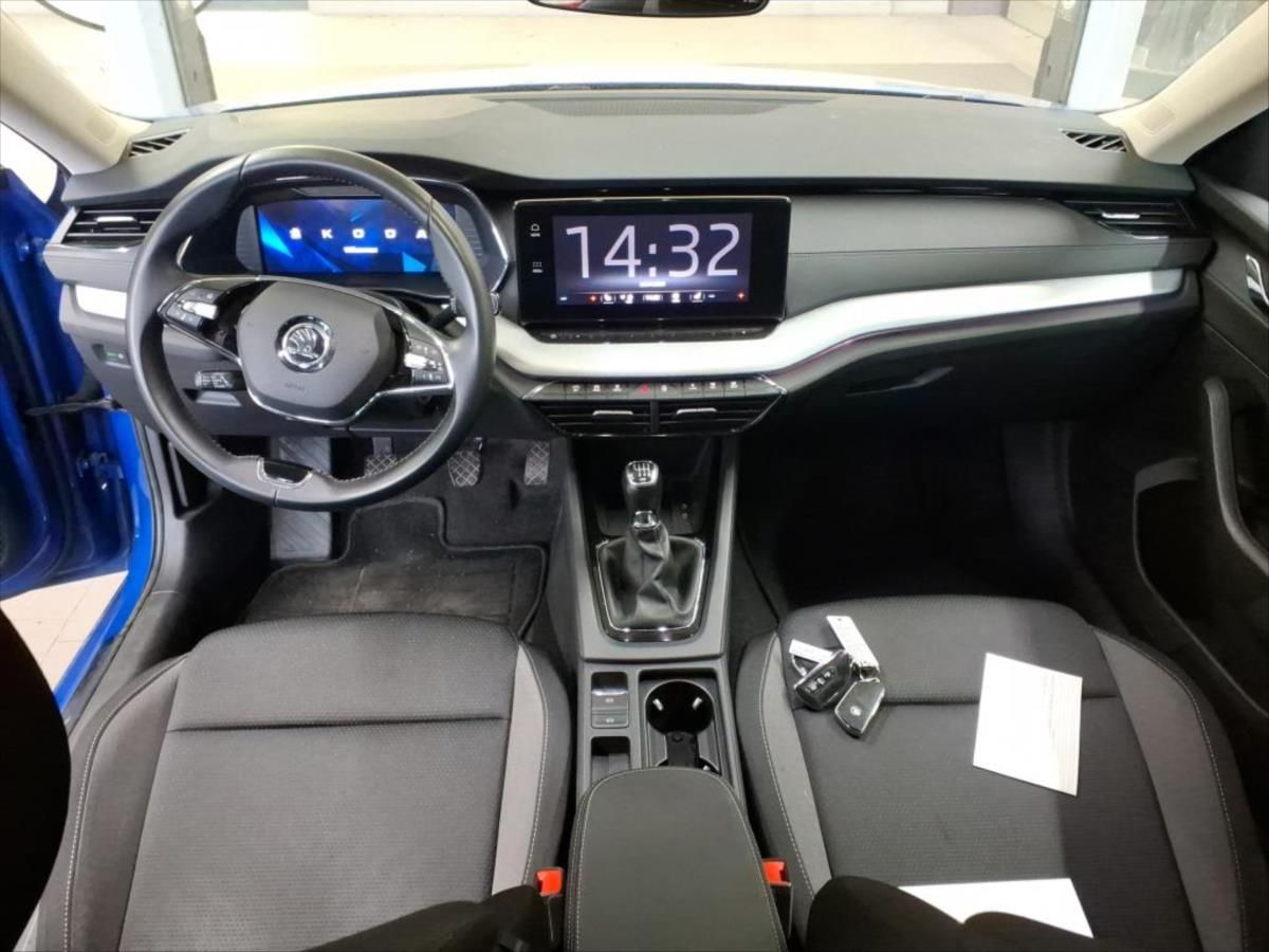 Škoda Octavia, 2,0 TDI,TAŽNÉ,KEYLESS,MATRIX - fotka 5