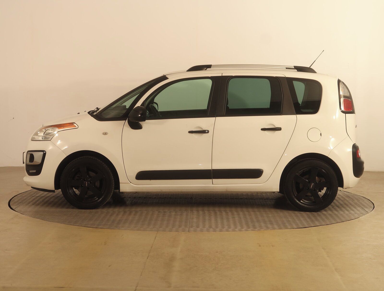 Citroën C3 Picasso, 1.2 PureTech, Serv.kniha - fotka 3