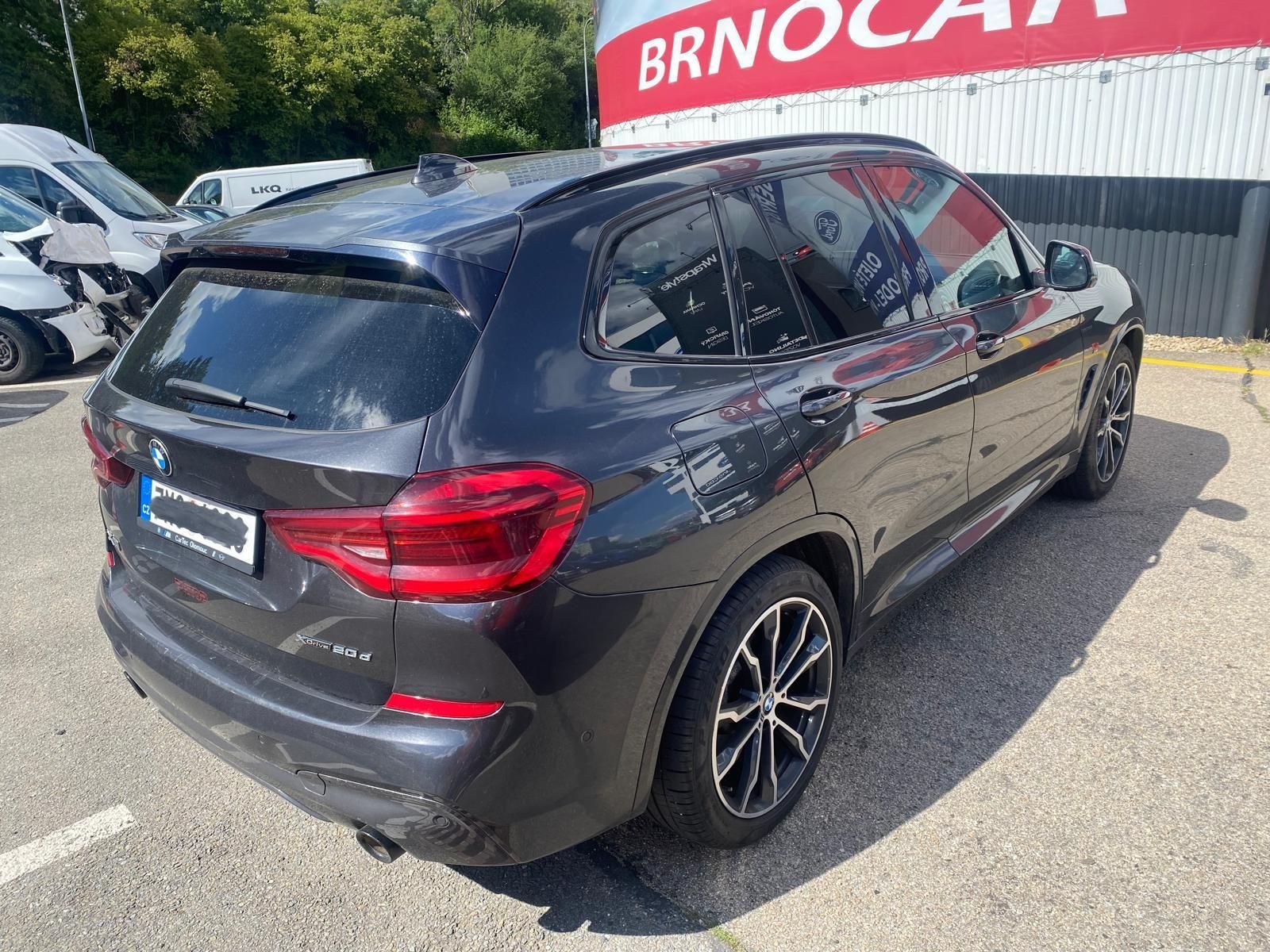 BMW X3, xDrive AT M-Paket, ČR - fotka 4