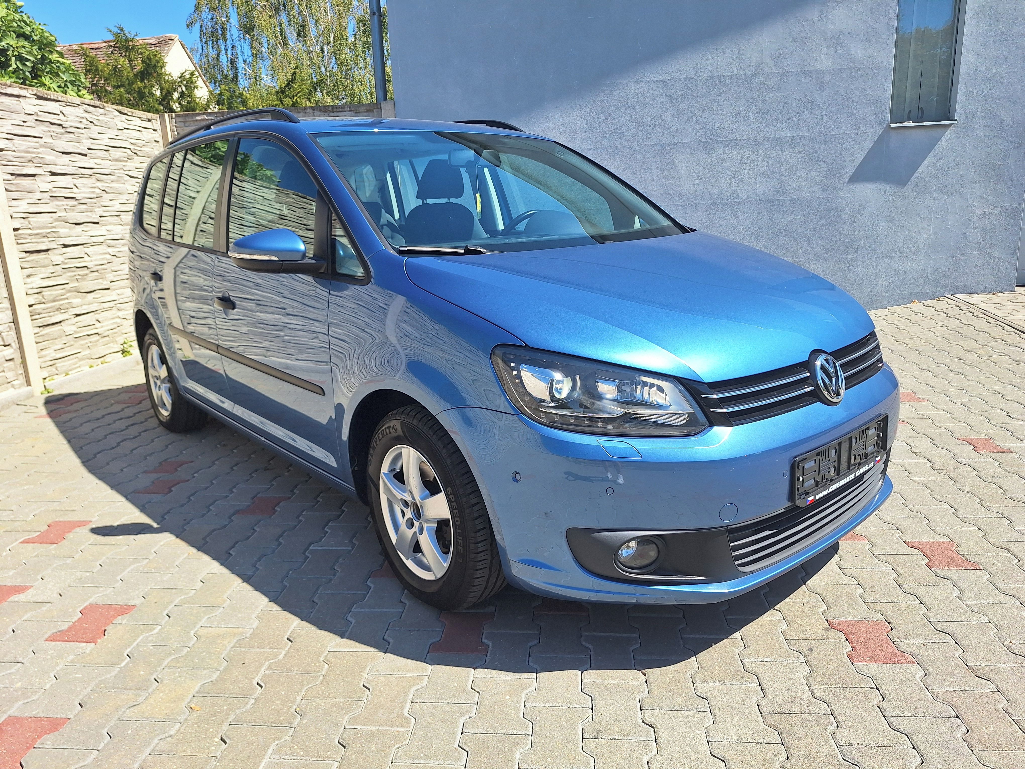 Volkswagen Touran, 1,2TSi 77kW,ROZVODY,výhřev - fotka 4