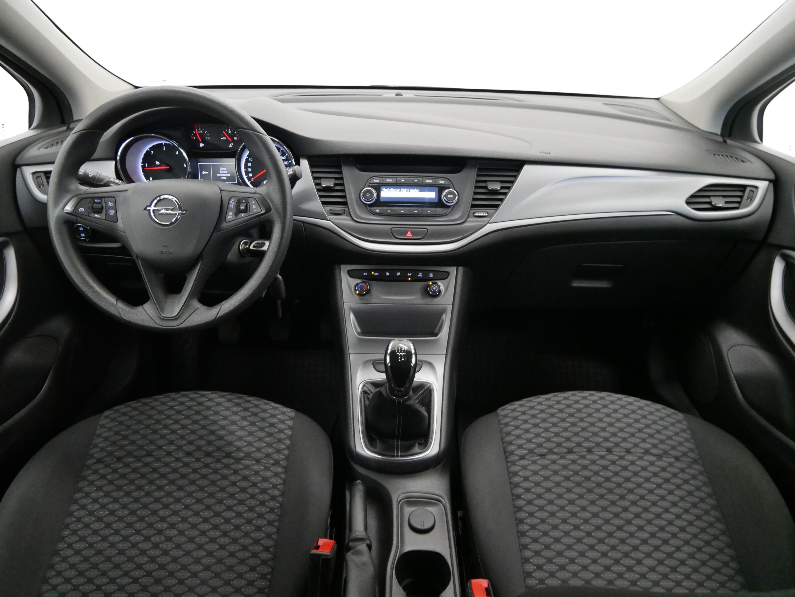Opel Astra, 1.6 CDTi 81 kW Sports Tourer - fotka 5