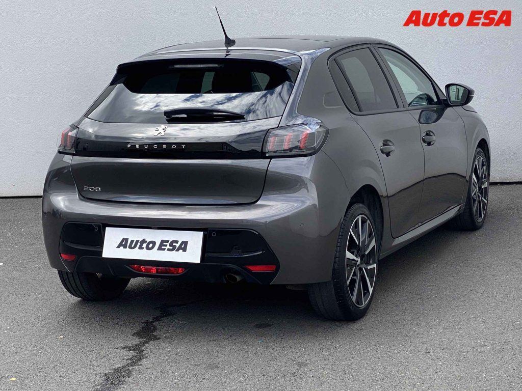 Peugeot 208, 1.2,navi - fotka 4