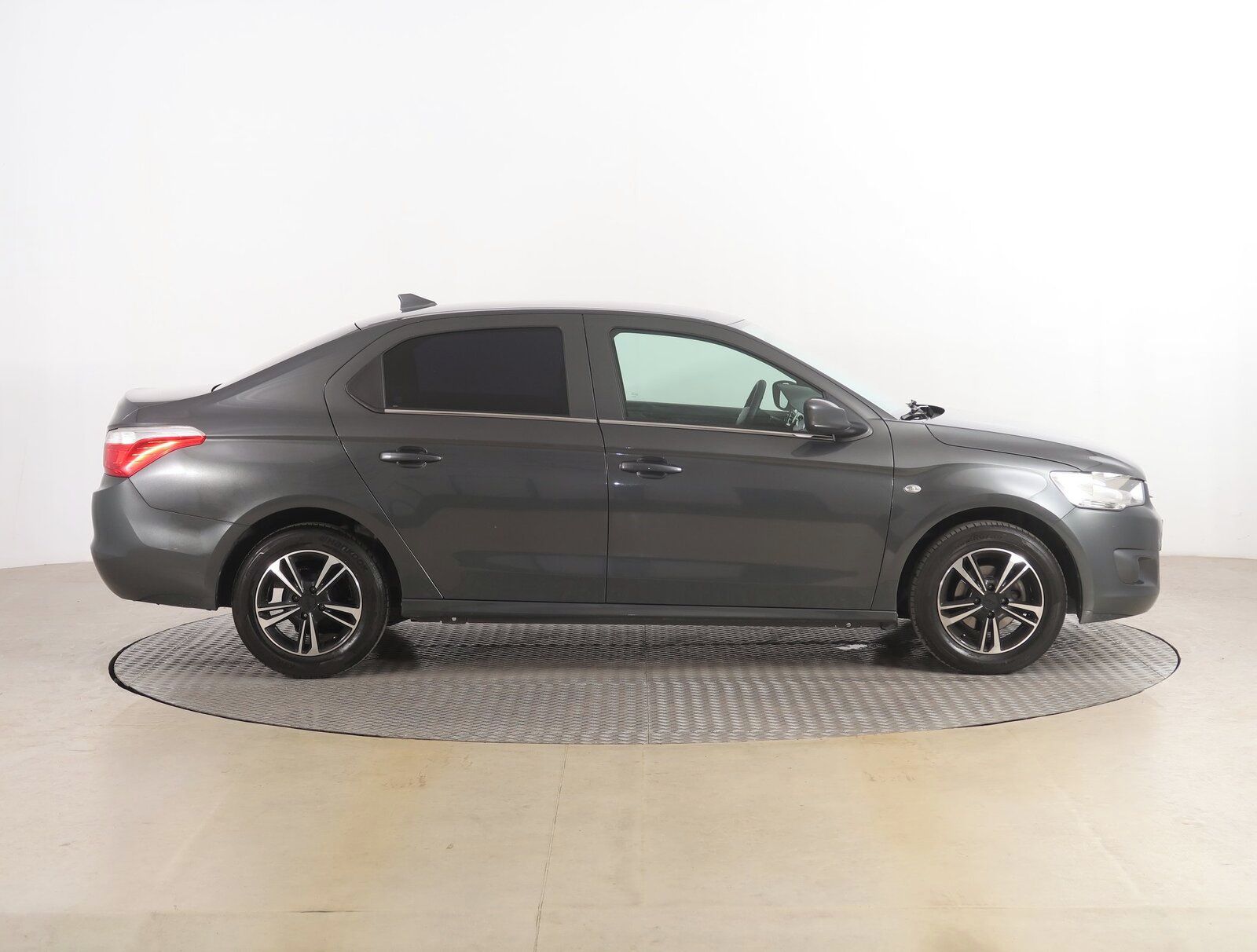 Citroën C-Elysée, 1.6 VTi, Serv.kniha - fotka 6