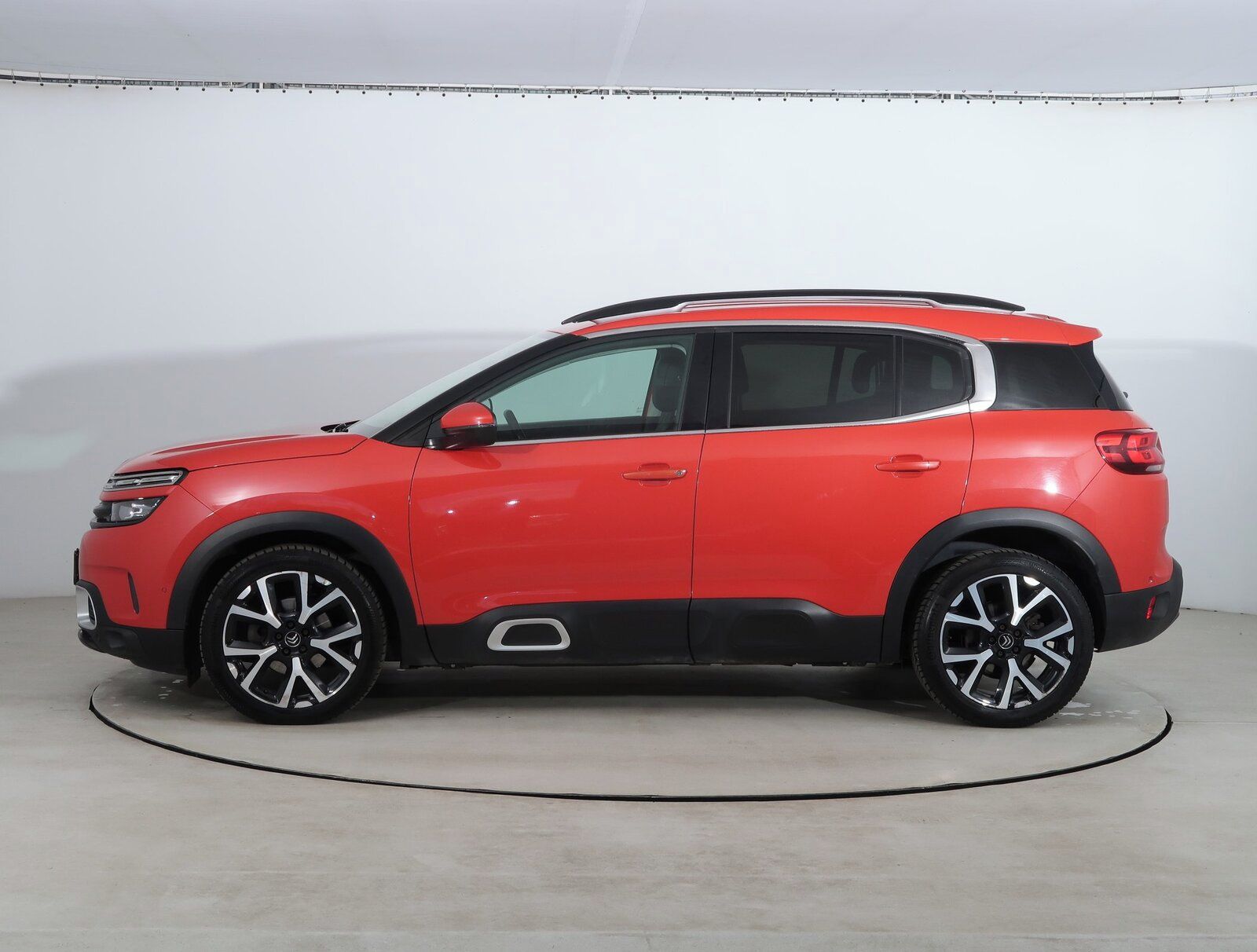Citroën C5 Aircross, BlueHDi 180, Automat, Kůže - fotka 3