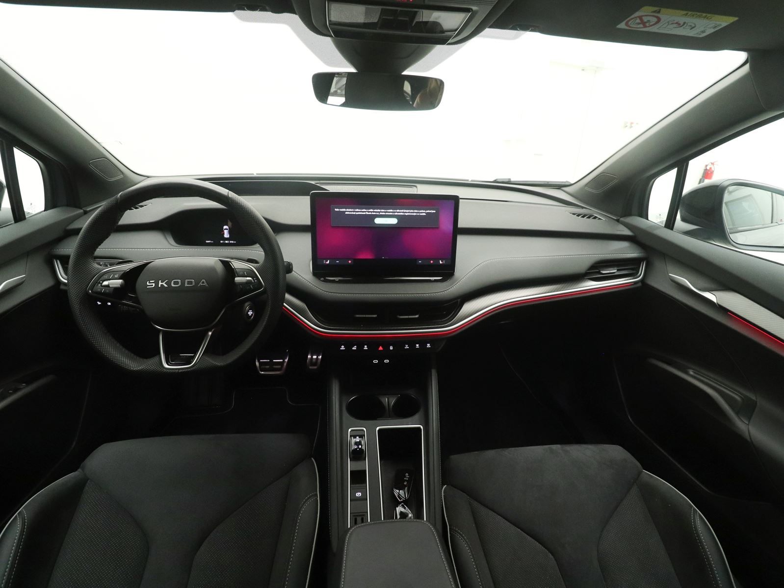 Škoda Enyaq, 85x 210 kW 4x4 Sportline - fotka 5