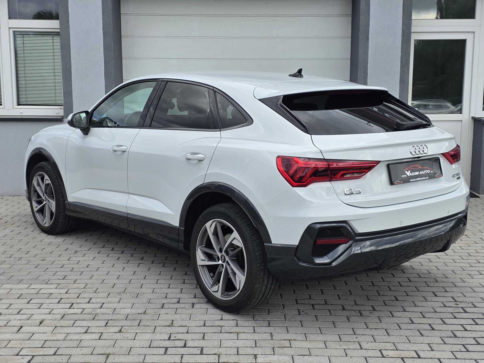 Audi Q3, SPORTBACK 2.0TFSI 140kW BUFÍK - fotka 4