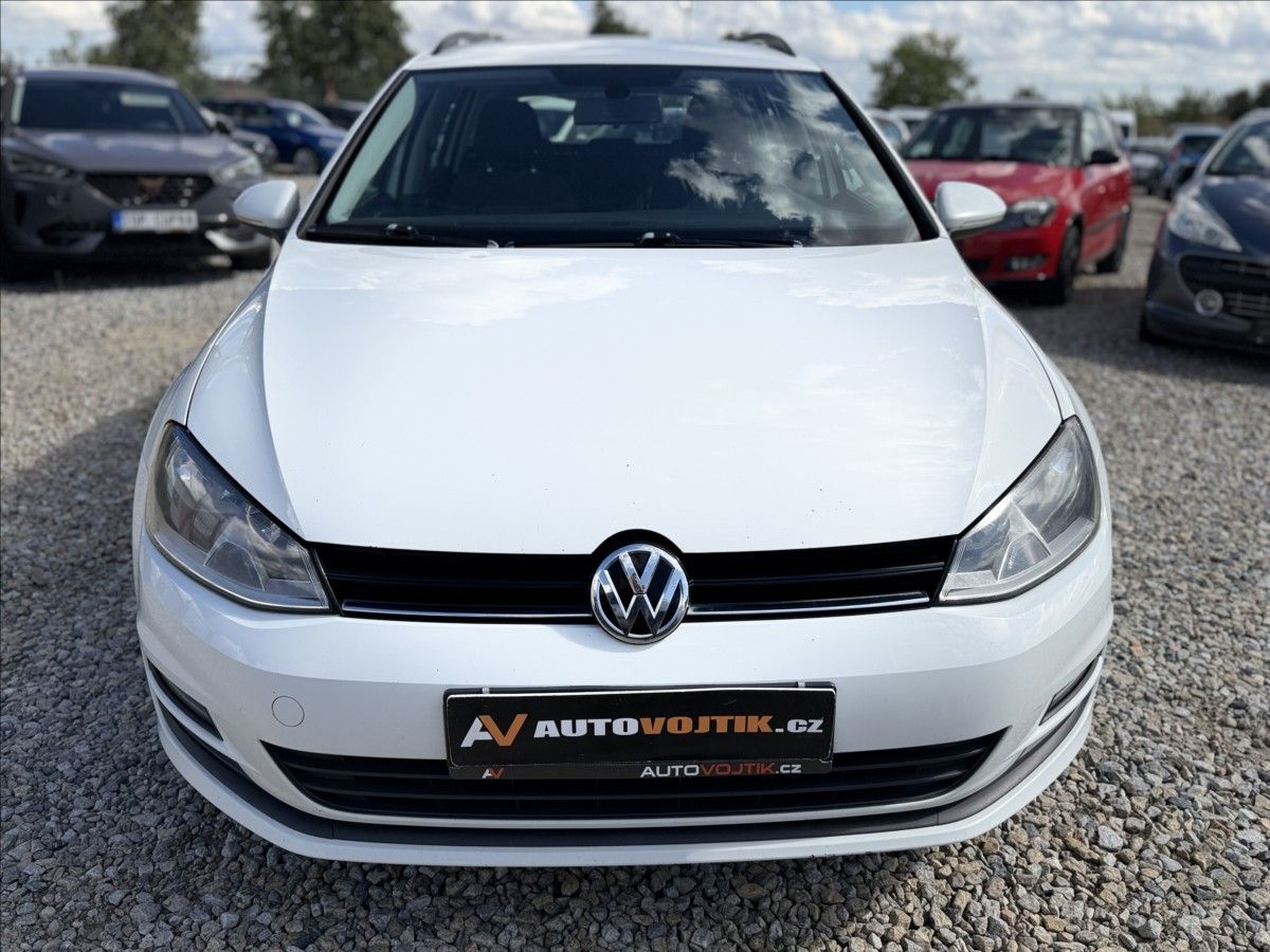 Volkswagen Golf, 1,6 TDI NAVIGACE +SADA ALU KOL - fotka 2