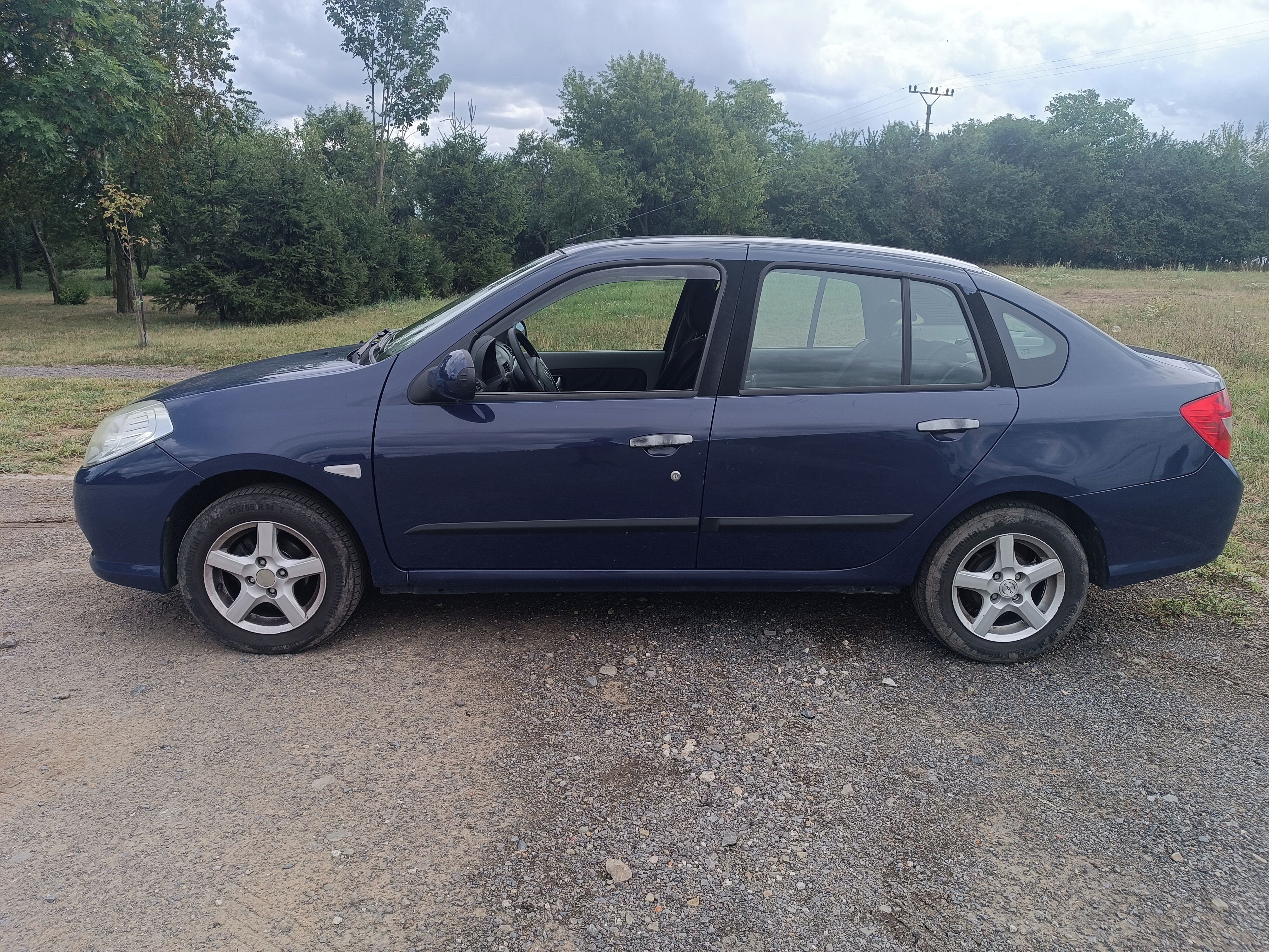 Renault Thalia, 1,2, pravidelně servisováno - fotka 2