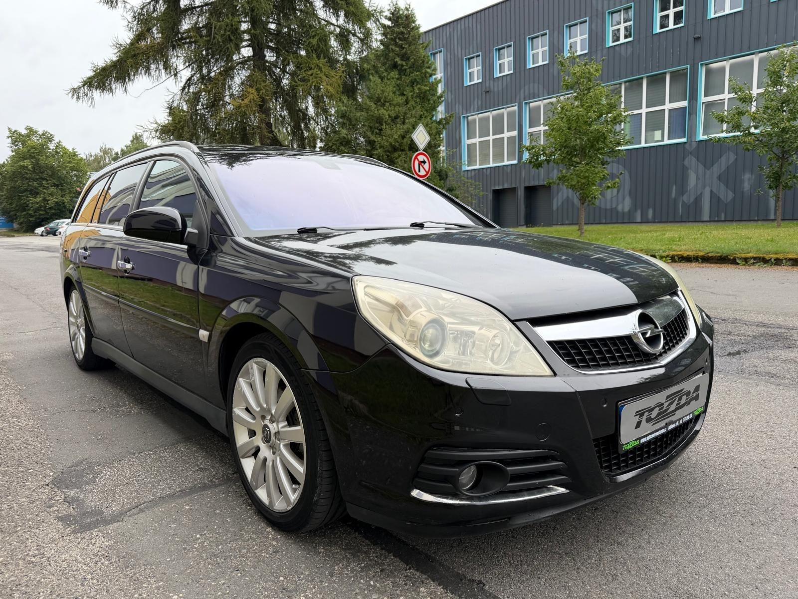 Opel Vectra, 1,9 CDTi SW + sada pneumatik - fotka 6