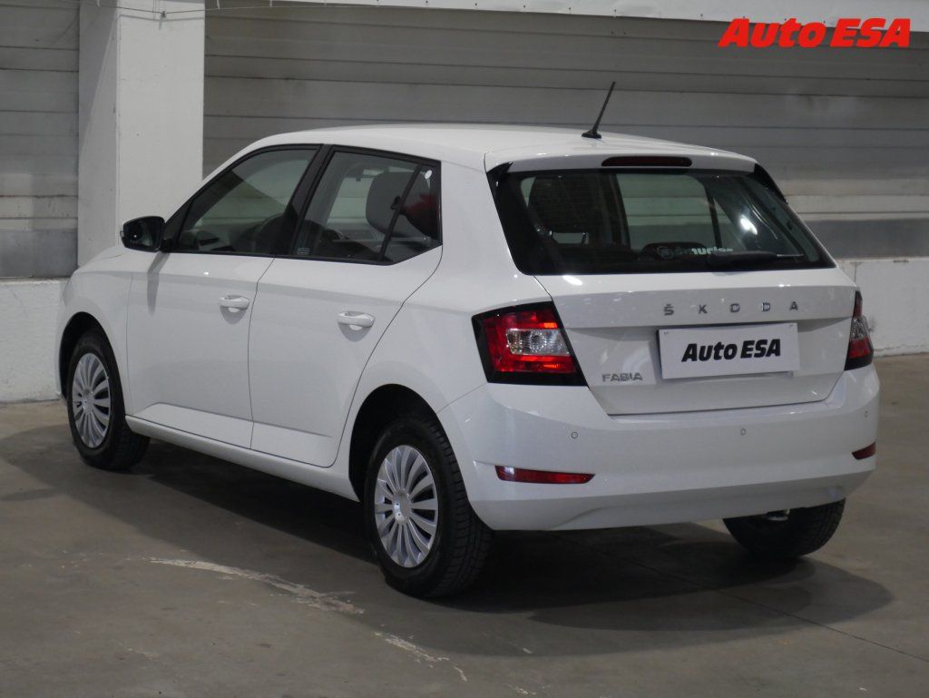 Škoda Fabia, 1.0i,2.maj,ČR,AC - fotka 6
