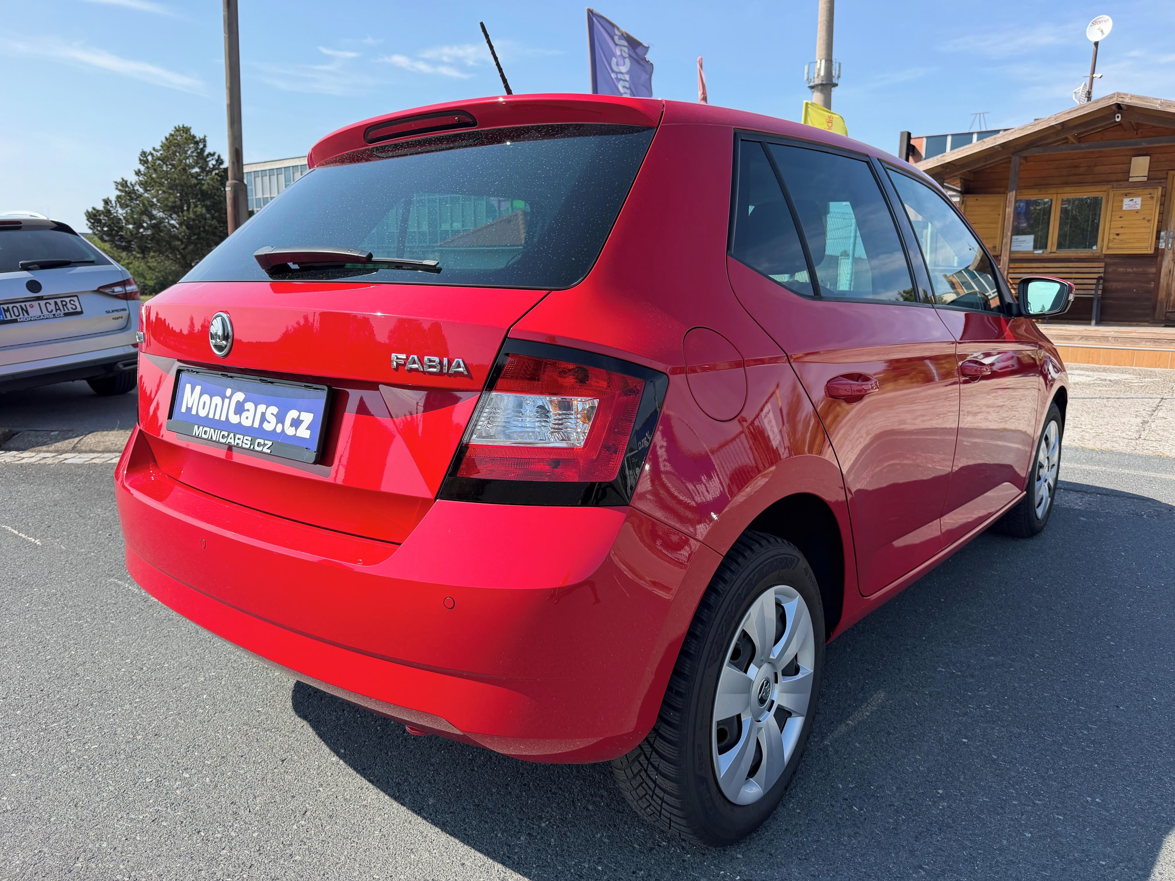 Škoda Fabia, 1.0 MPI 44kW VÝBAVA - fotka 4