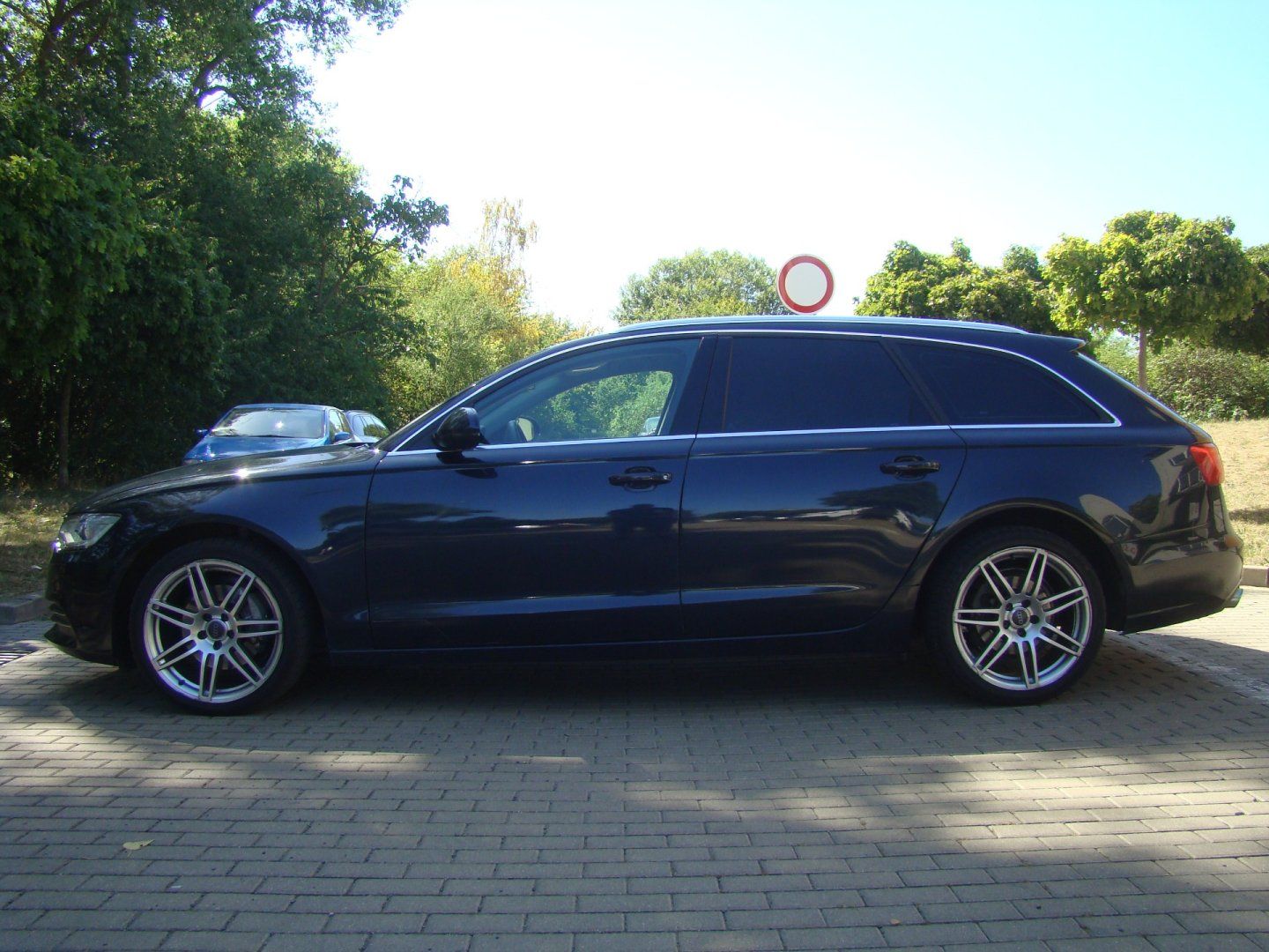 Audi A6 Avant, 2.0 TDi AUTOMAT ROZVODY - fotka 6