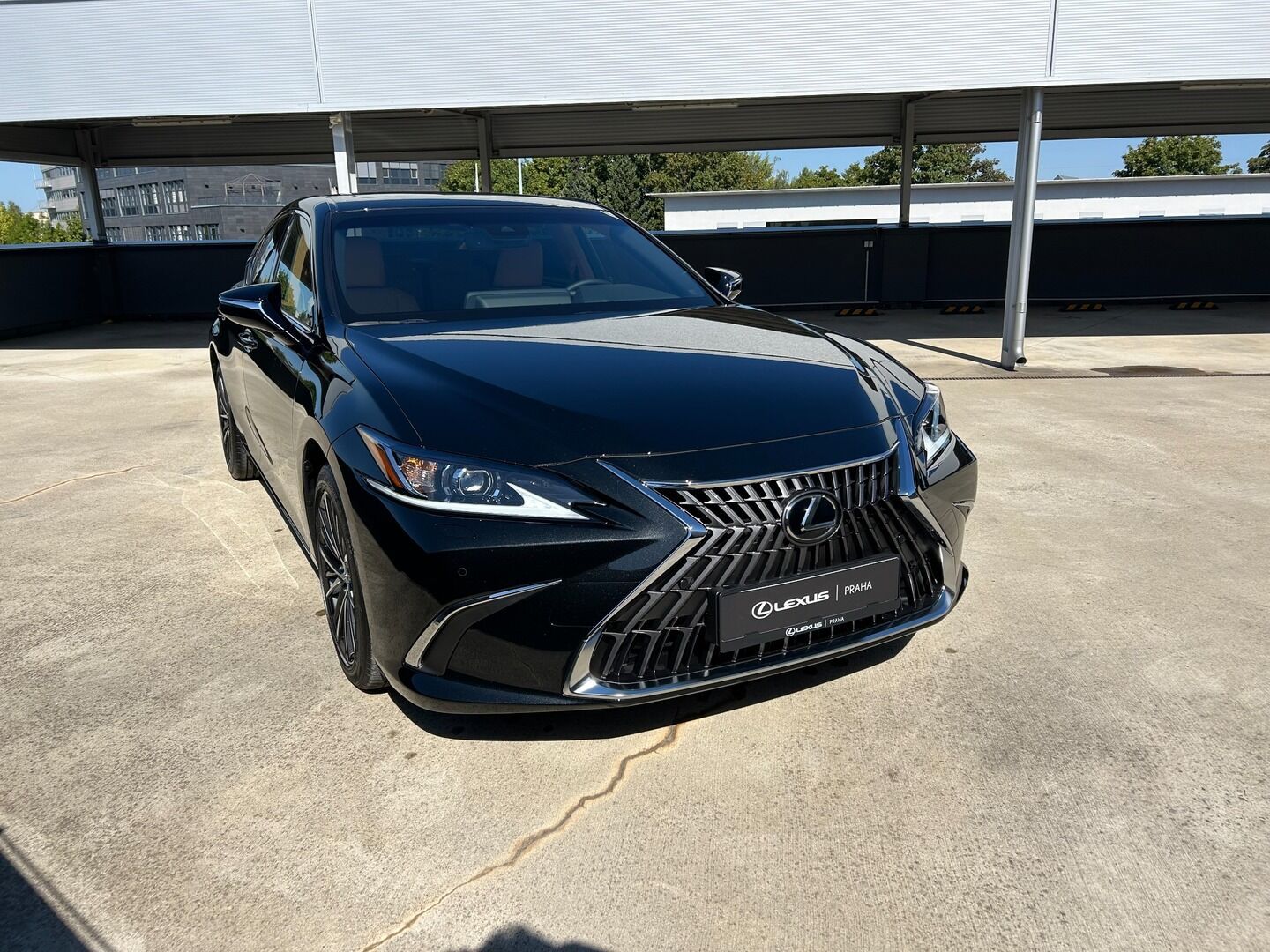 Lexus ES, 300h 2.5 HEV BUSINESS EDITION - fotka 4